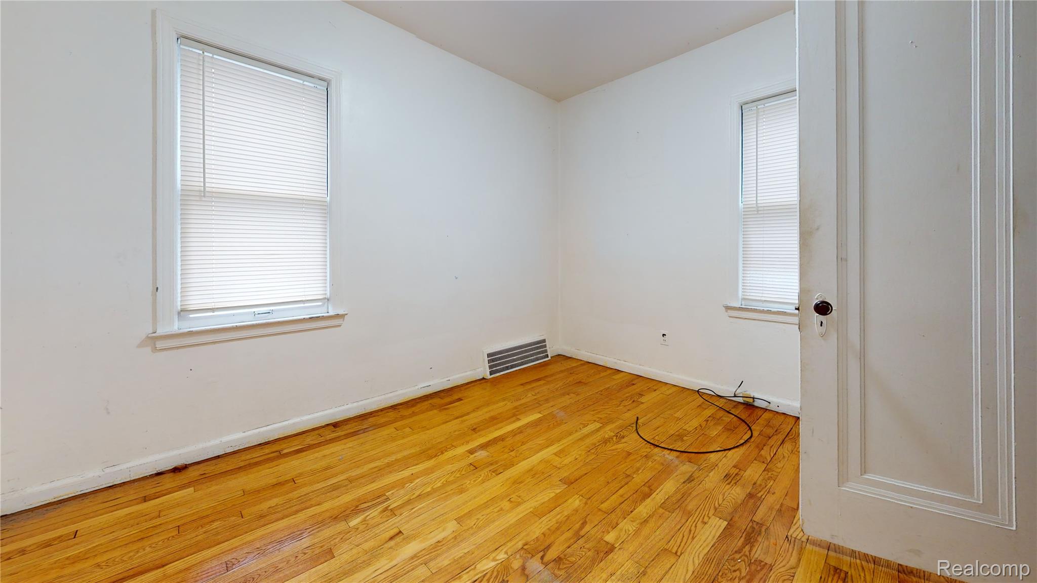 12108 Wayburn Street Property Photo 14