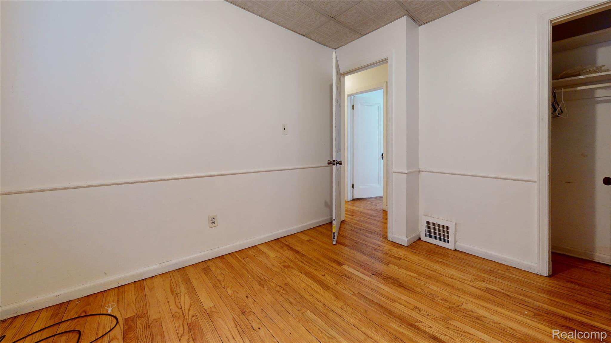 12108 Wayburn Street Property Photo 16