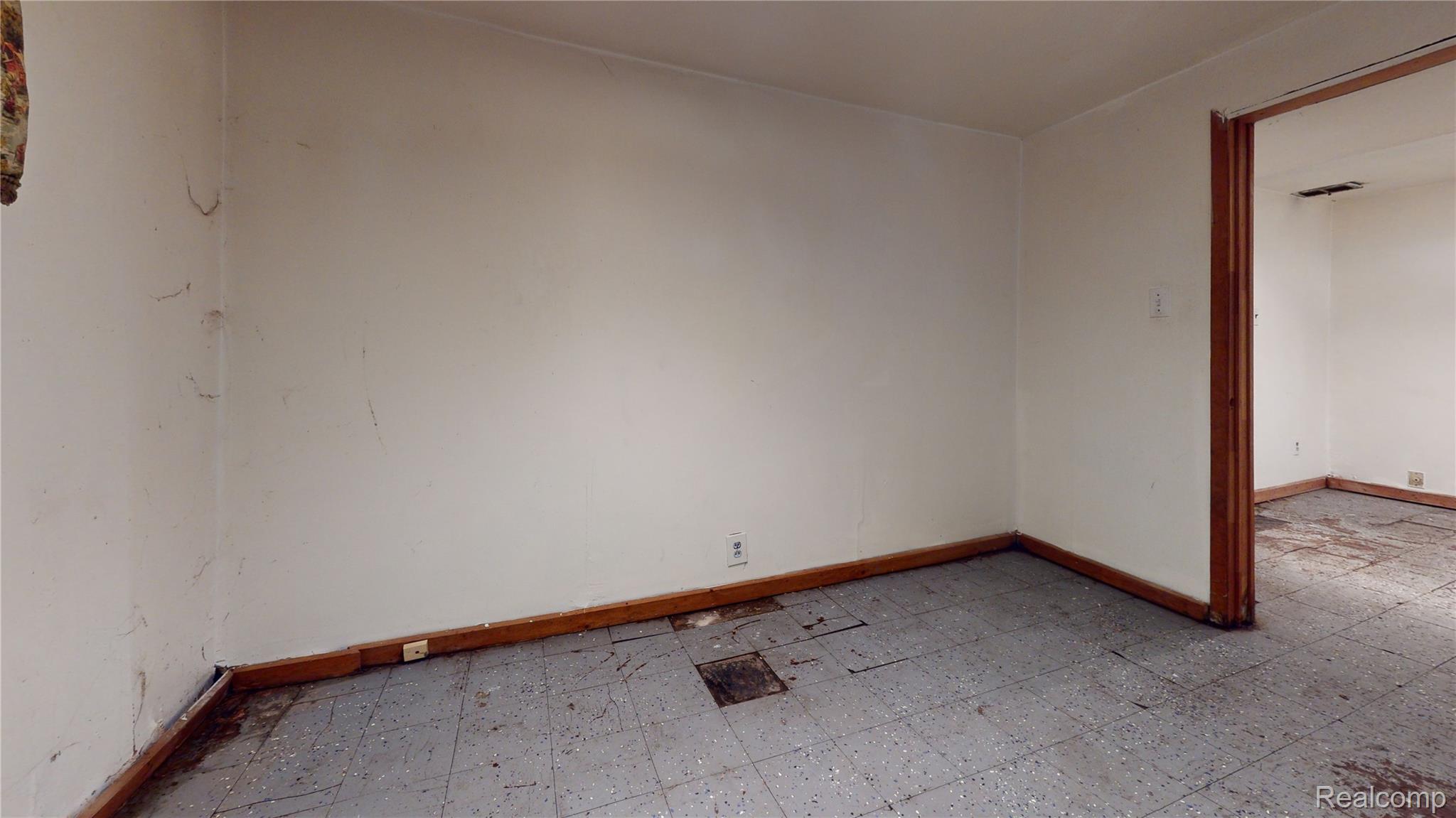 12108 Wayburn Street Property Photo 18