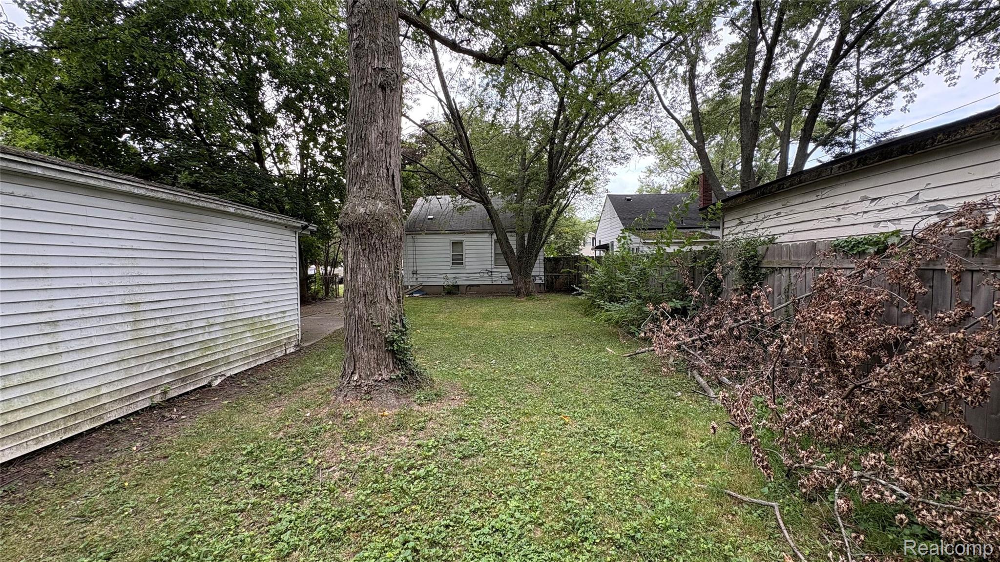 12108 Wayburn Street Property Photo 23