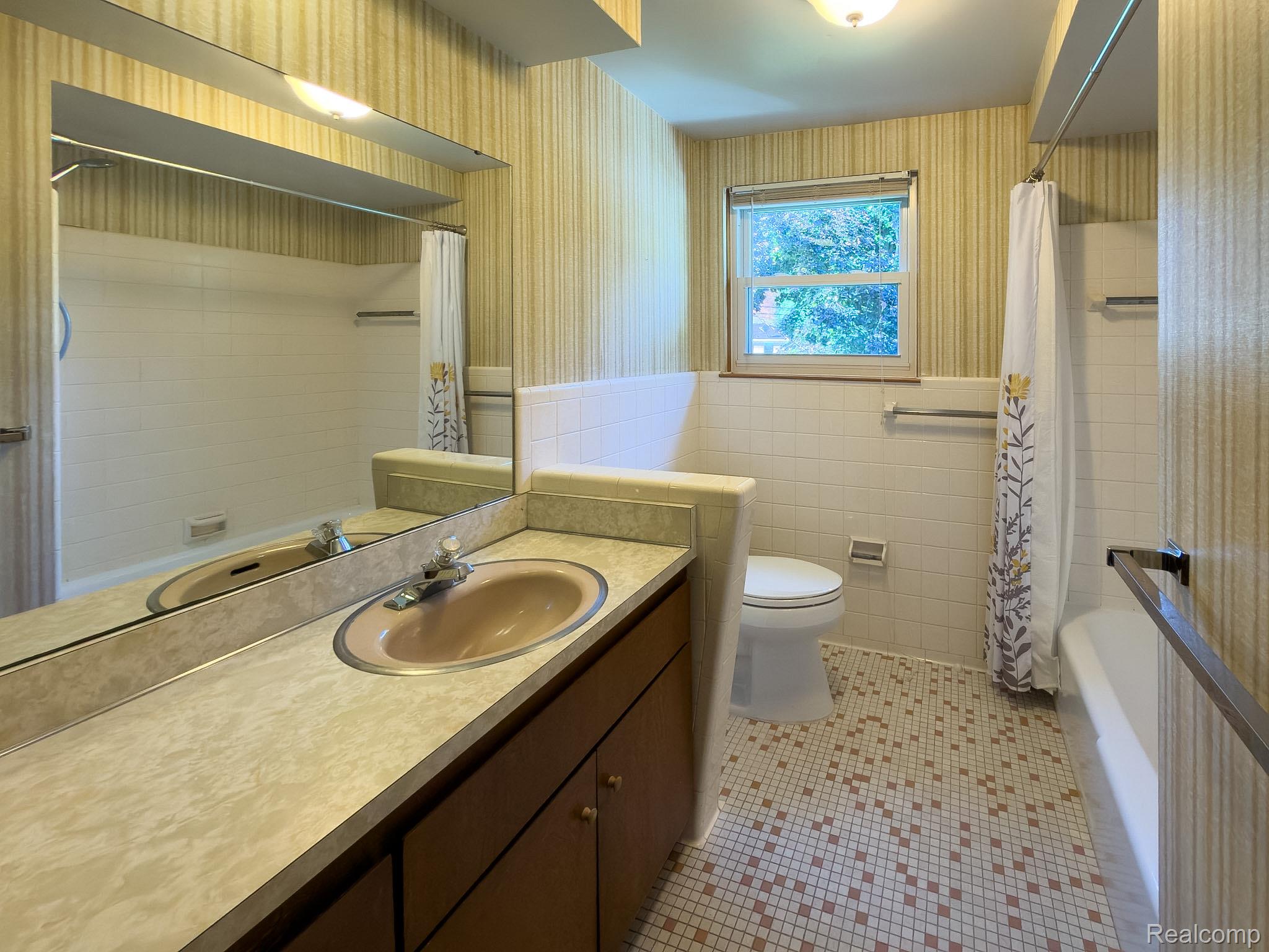 1353 Alhi Street Property Photo 24