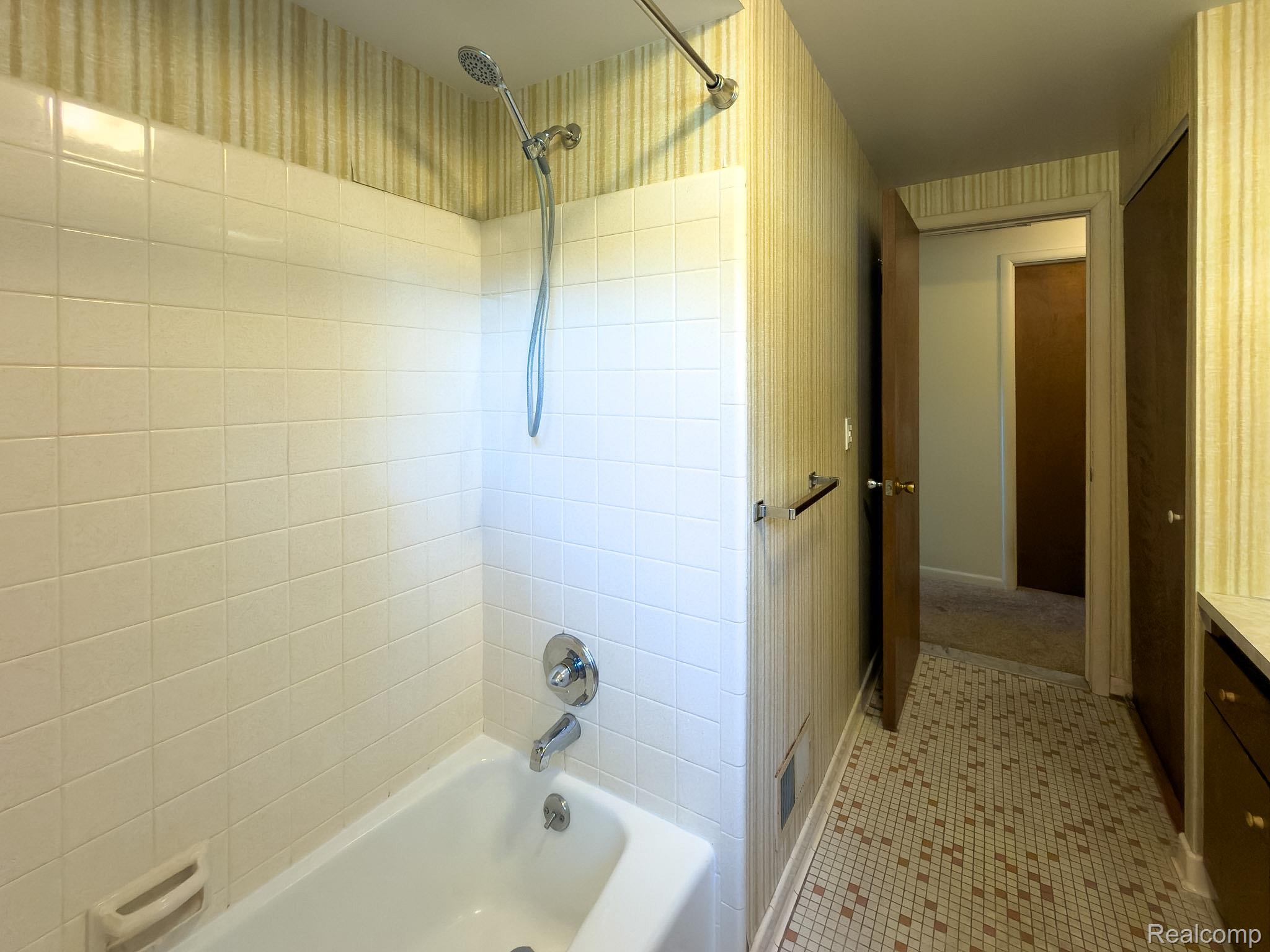 1353 Alhi Street Property Photo 25