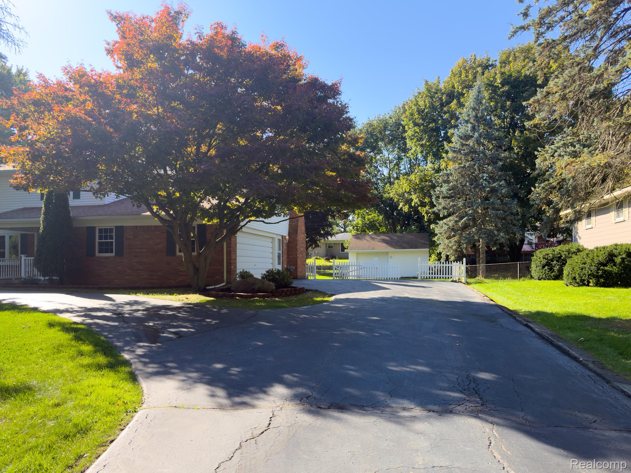 1353 Alhi Street Property Photo 39