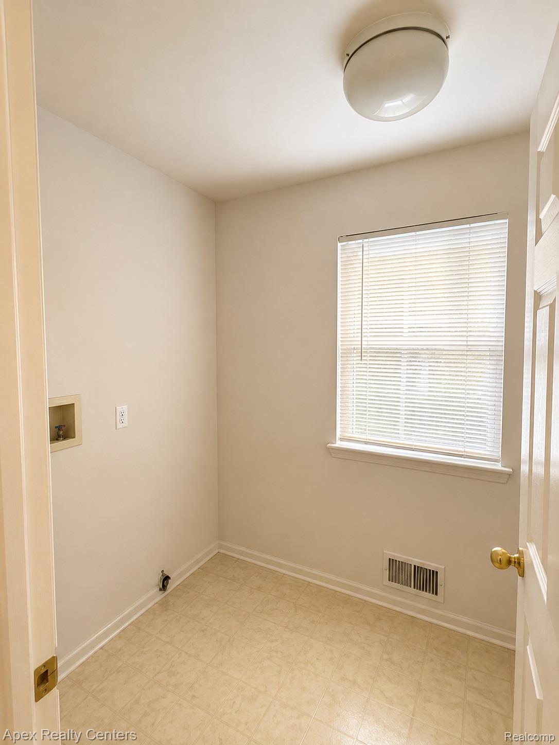 45132 Hanford Road Property Photo 17
