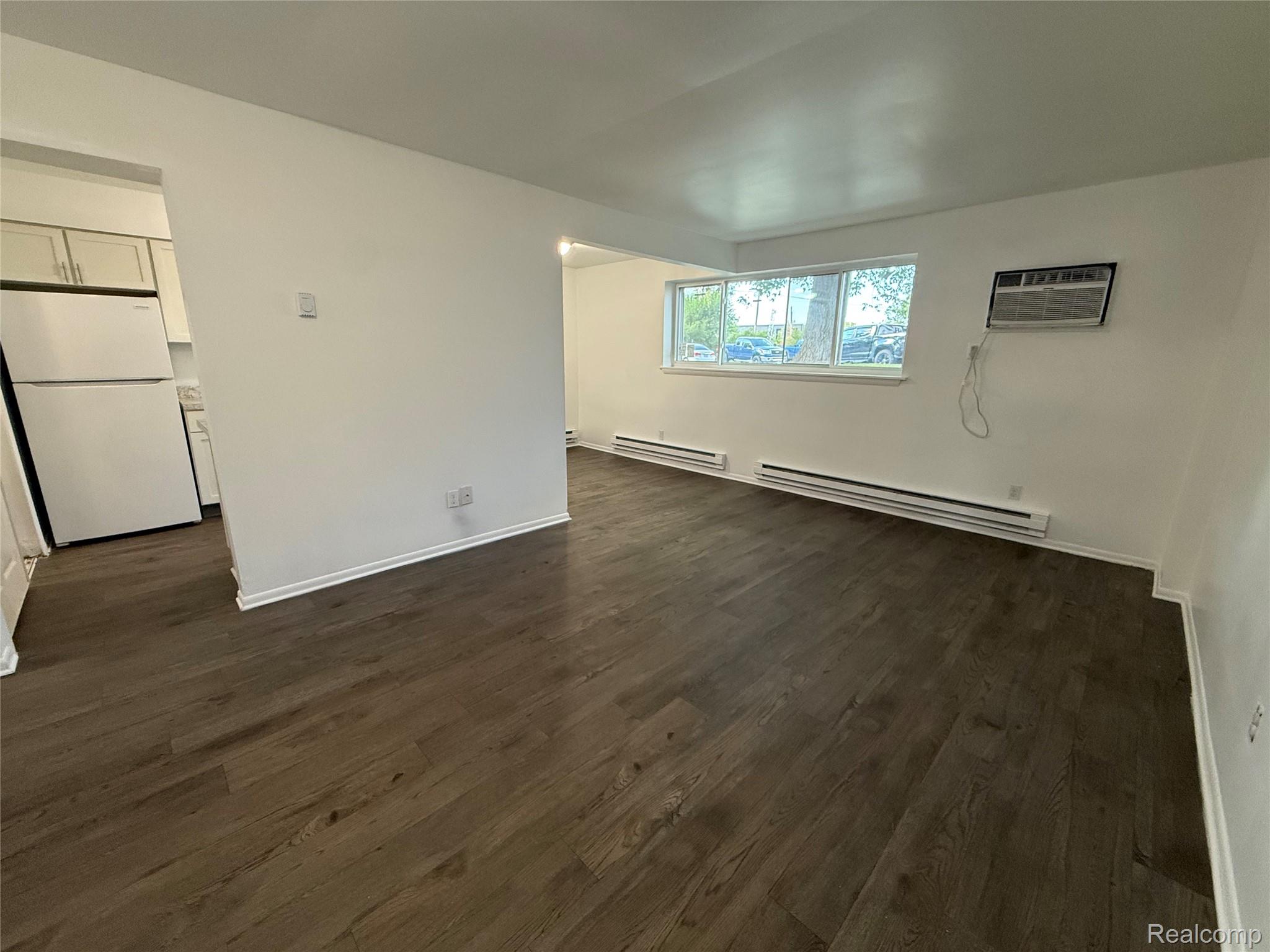 201 Thomas St Property Photo 2