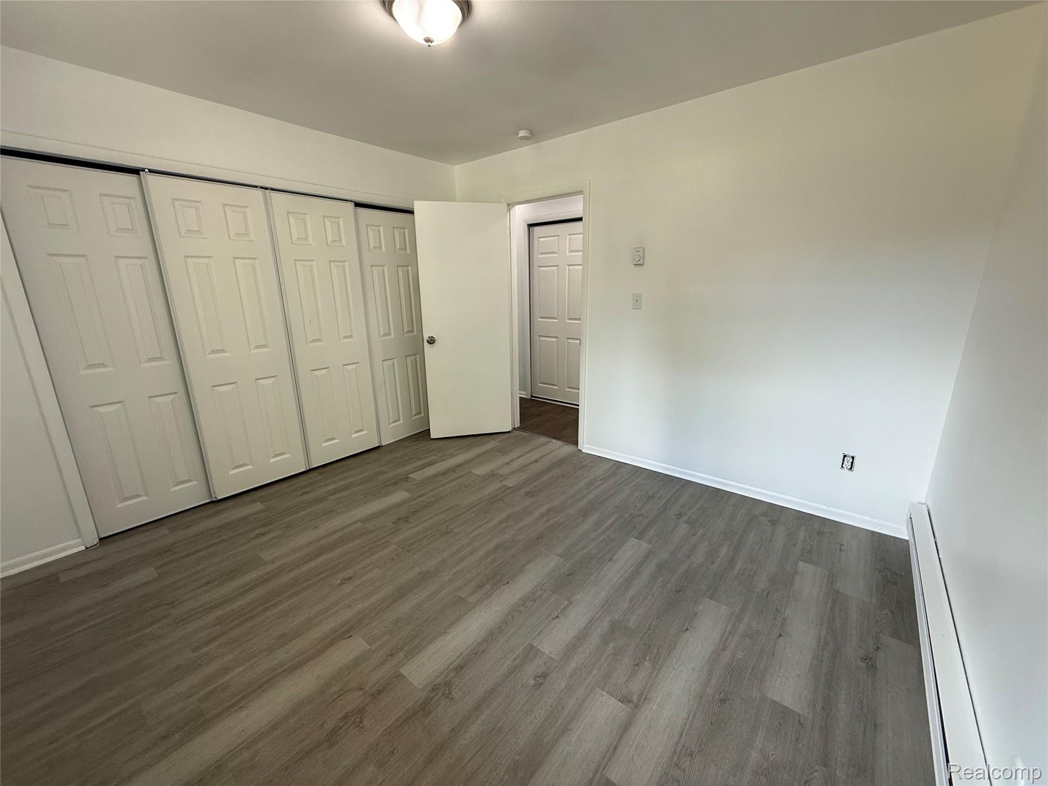 201 Thomas St Property Photo 8