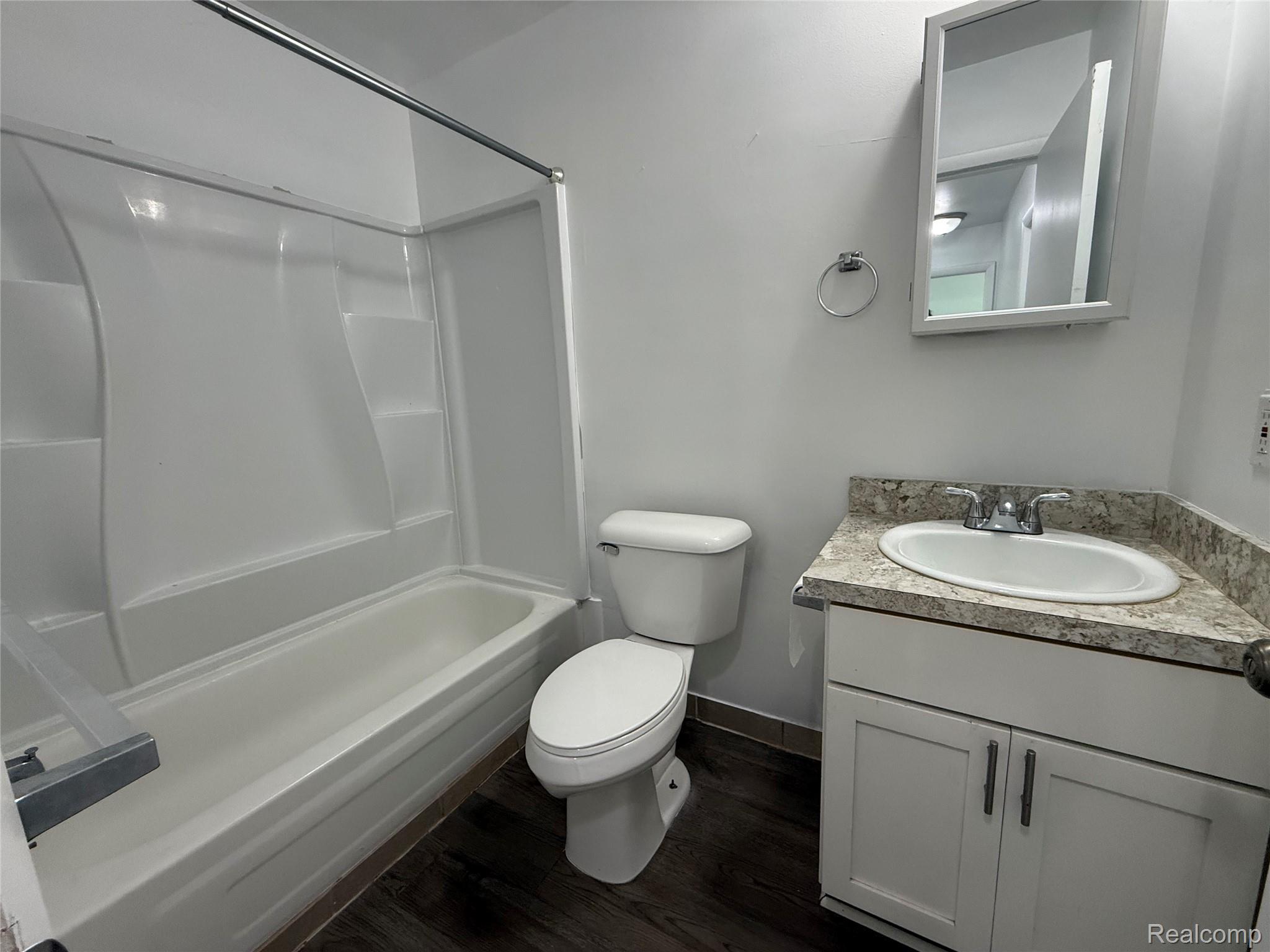 201 Thomas St Property Photo 11