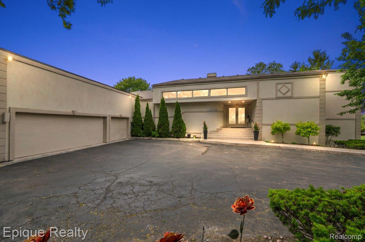1848 Golf Ridge Drive Property Photo 1