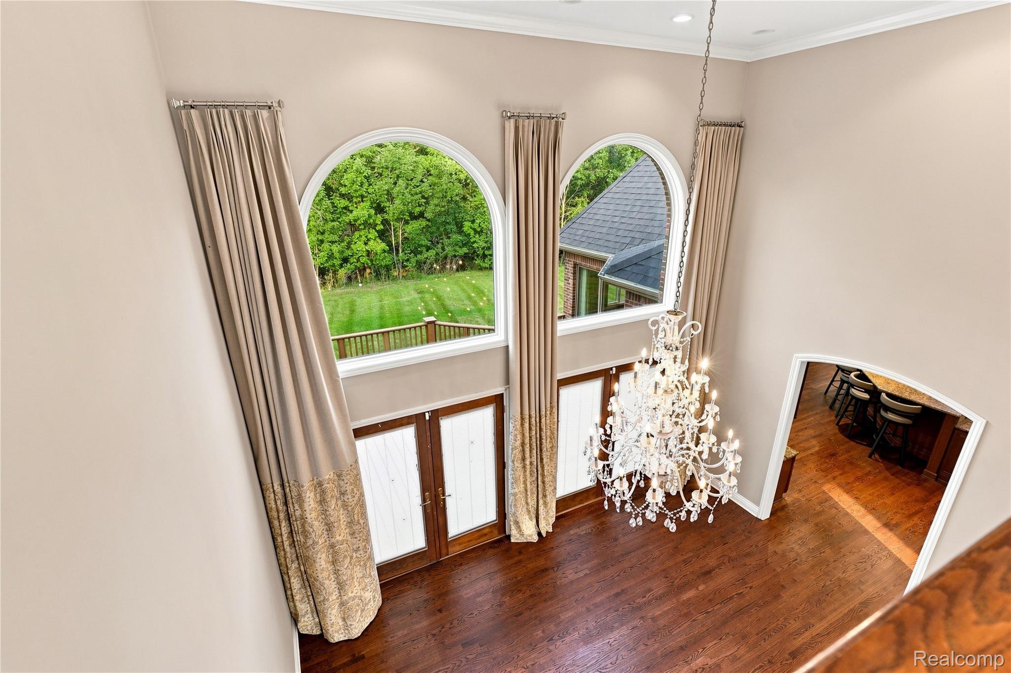 8263 Pine Hollow Trail Property Photo 8