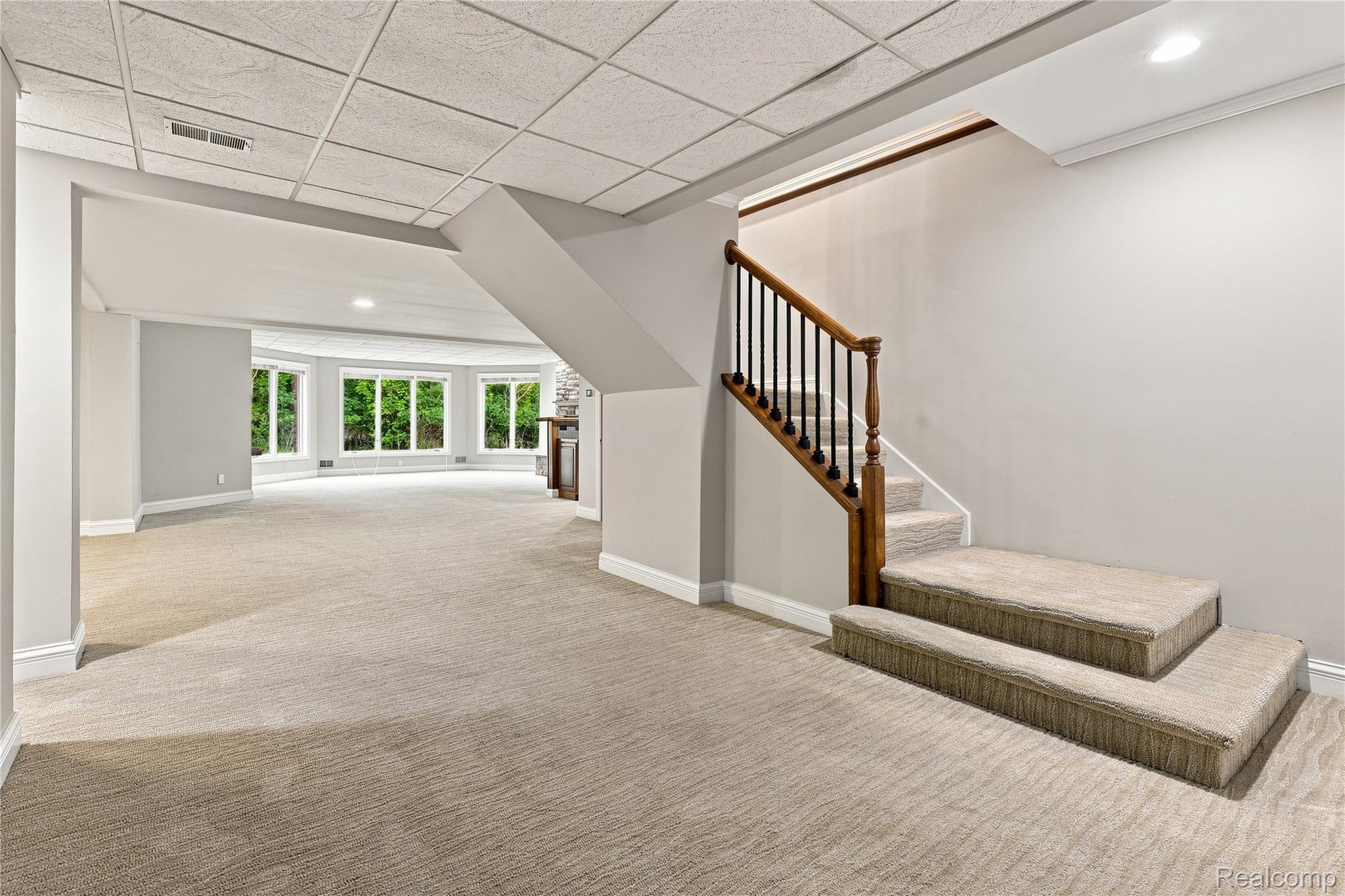 8263 Pine Hollow Trail Property Photo 55