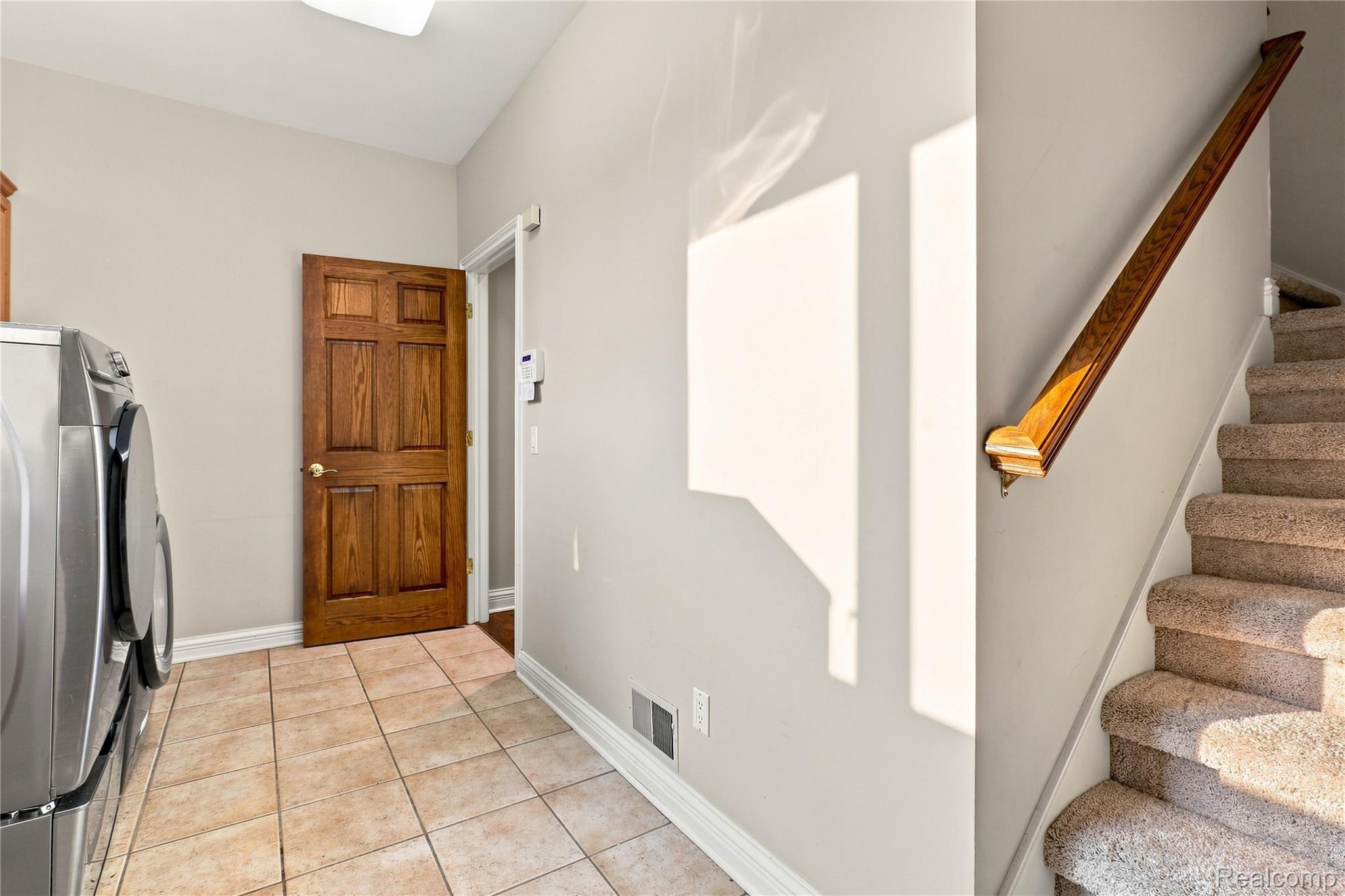 8263 Pine Hollow Trail Property Photo 65