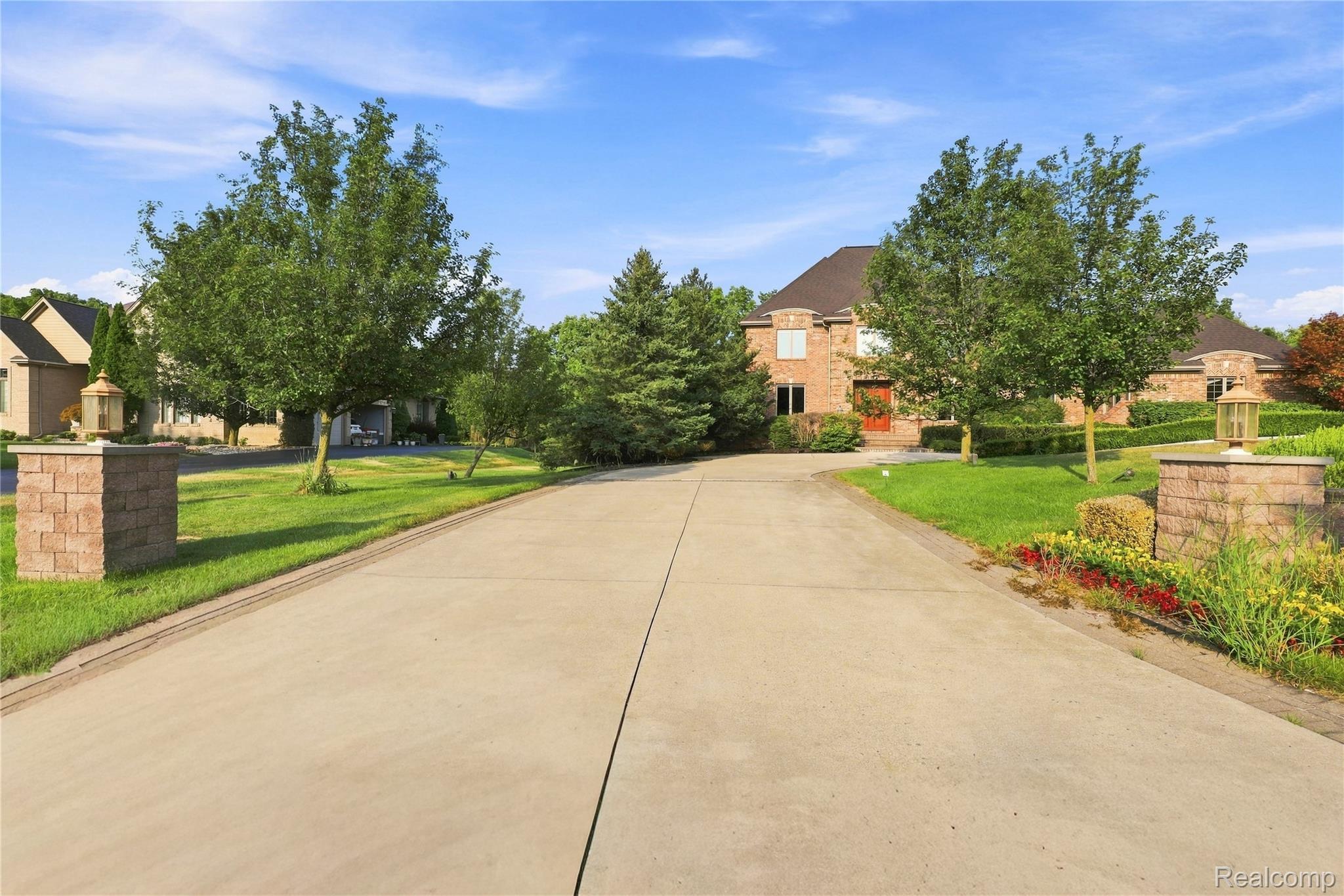 8263 Pine Hollow Trail Property Photo 72