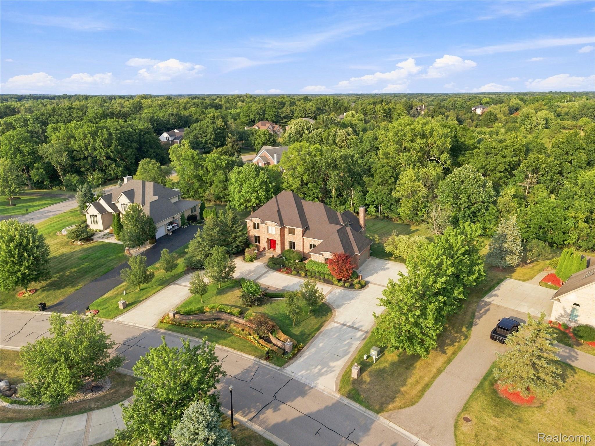 8263 Pine Hollow Trail Property Photo 79
