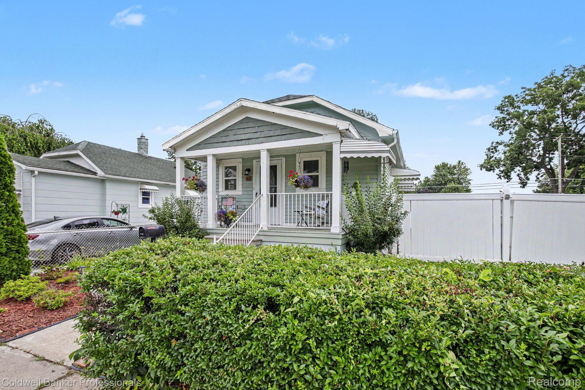 83 Gibbs Street Property Photo 1