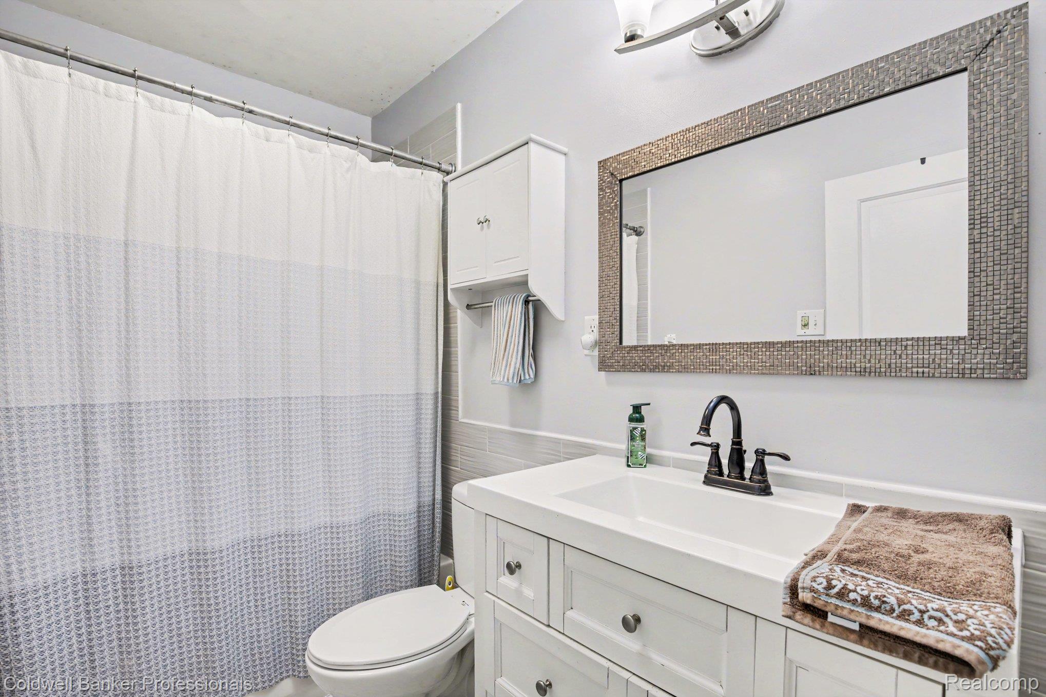 83 Gibbs Street Property Photo 10