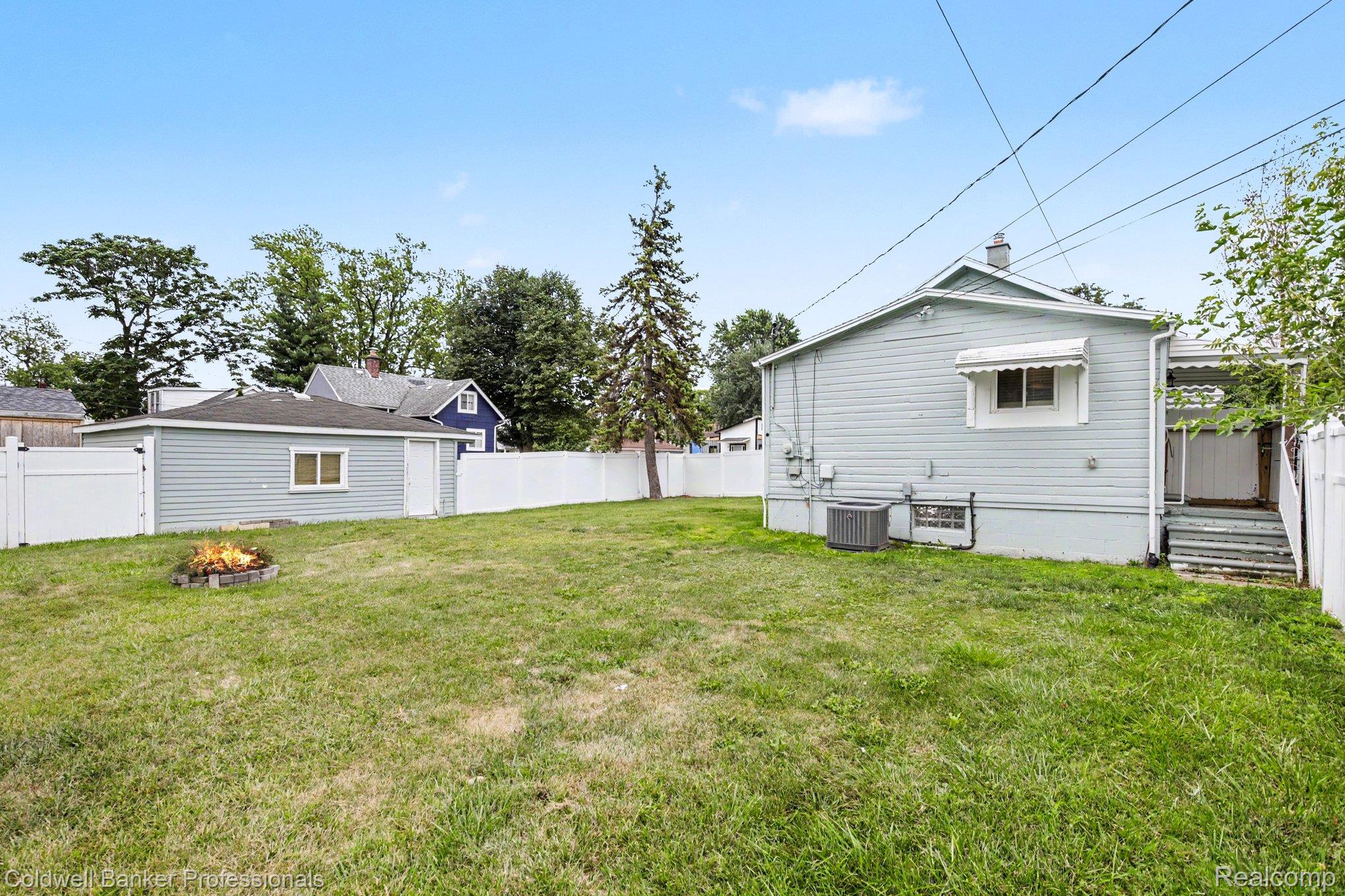 83 Gibbs Street Property Photo 14