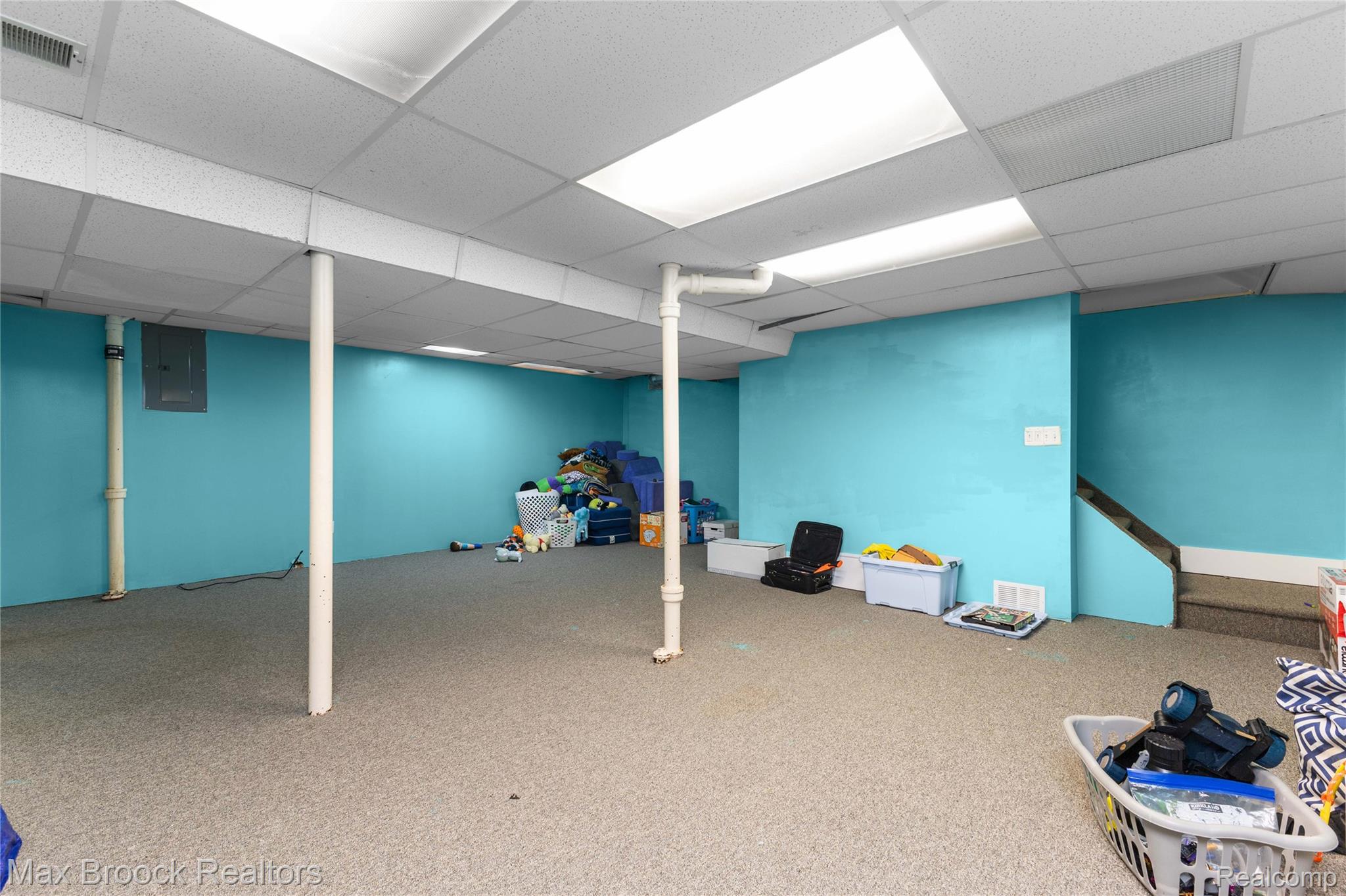 2312 Hillcrescent Drive Property Photo 40
