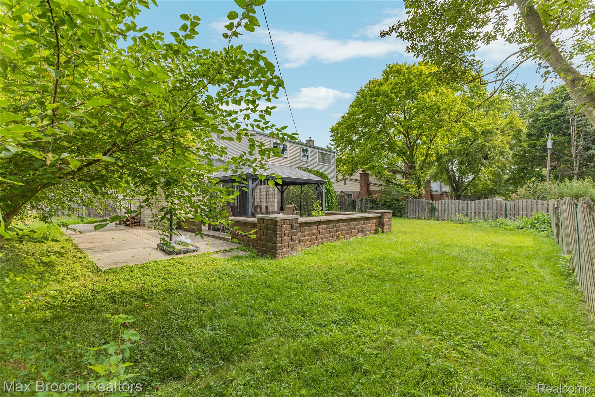 2312 Hillcrescent Drive Property Photo 46
