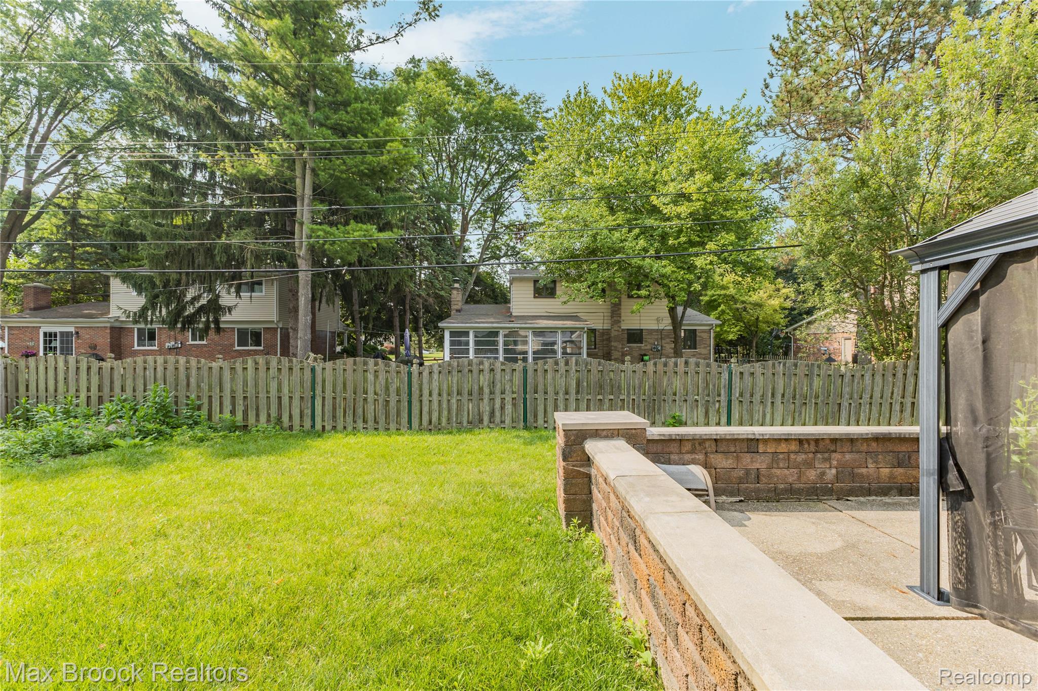 2312 Hillcrescent Drive Property Photo 51