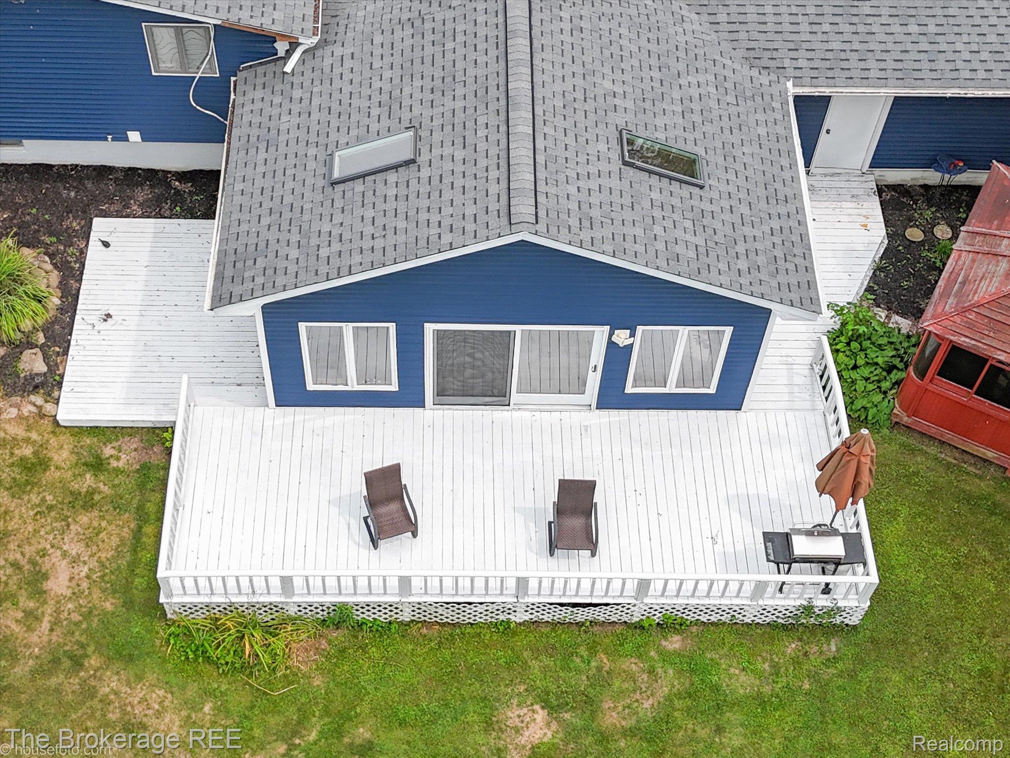 2127 Holly Tree Drive Property Photo 17