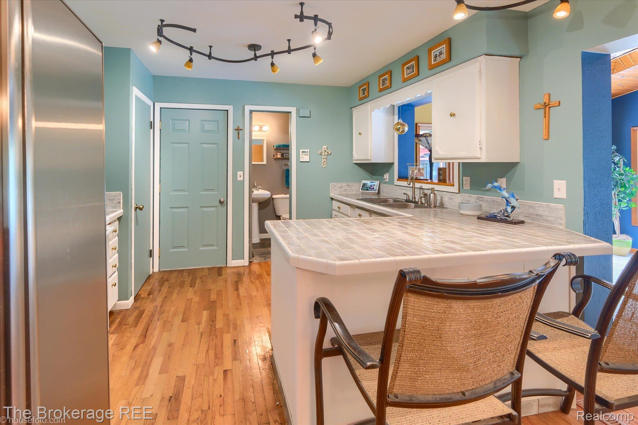 2127 Holly Tree Drive Property Photo 24