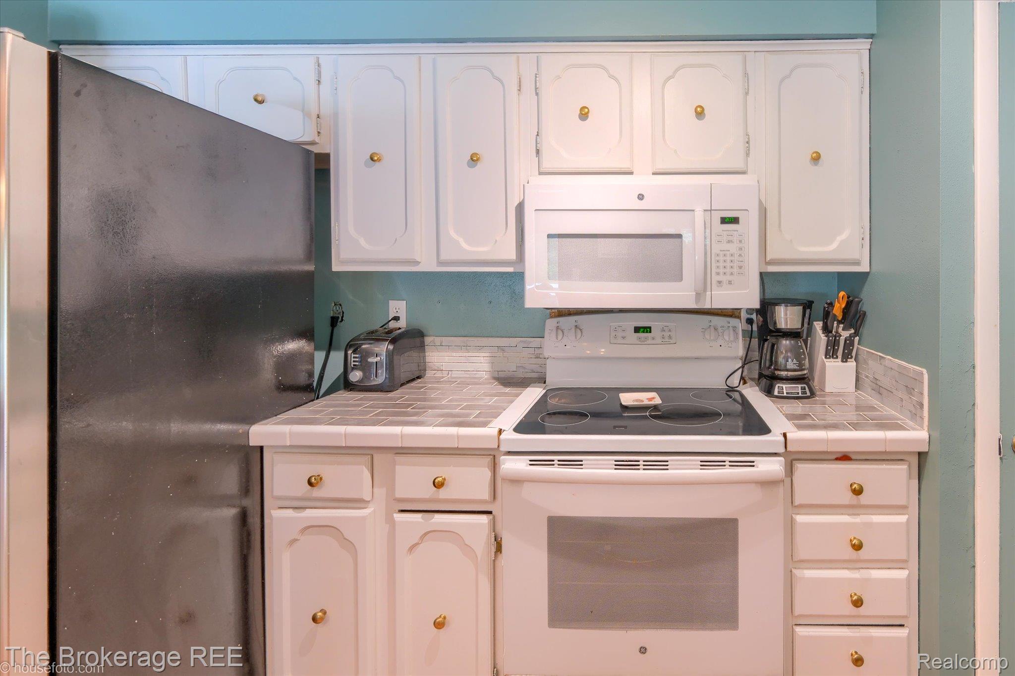 2127 Holly Tree Drive Property Photo 31
