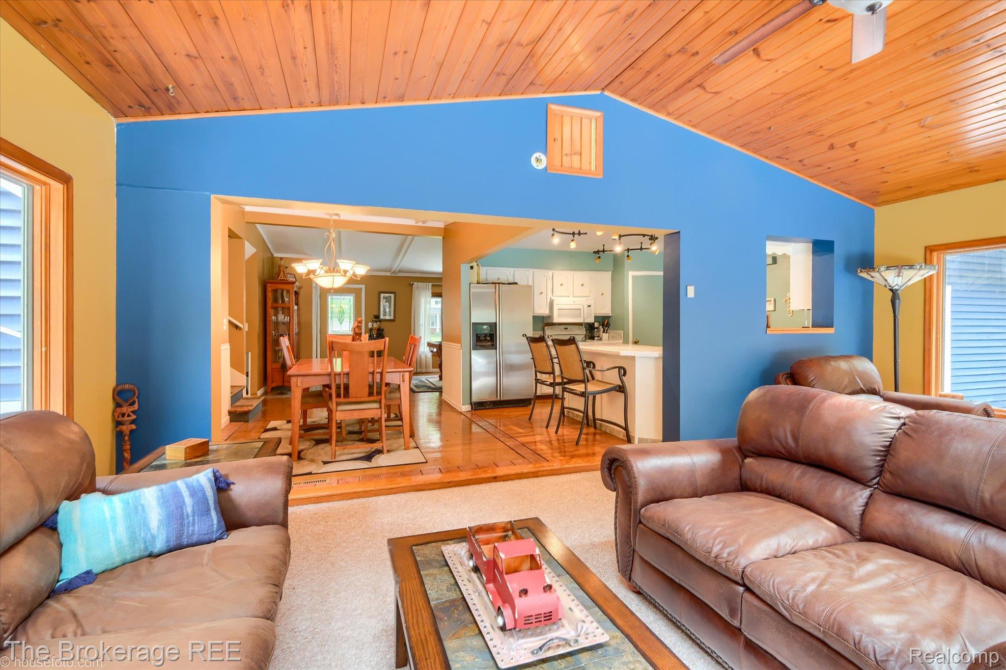 2127 Holly Tree Drive Property Photo 38