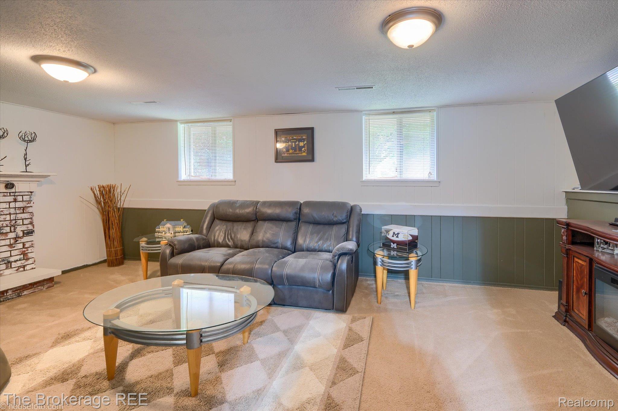 2127 Holly Tree Drive Property Photo 42