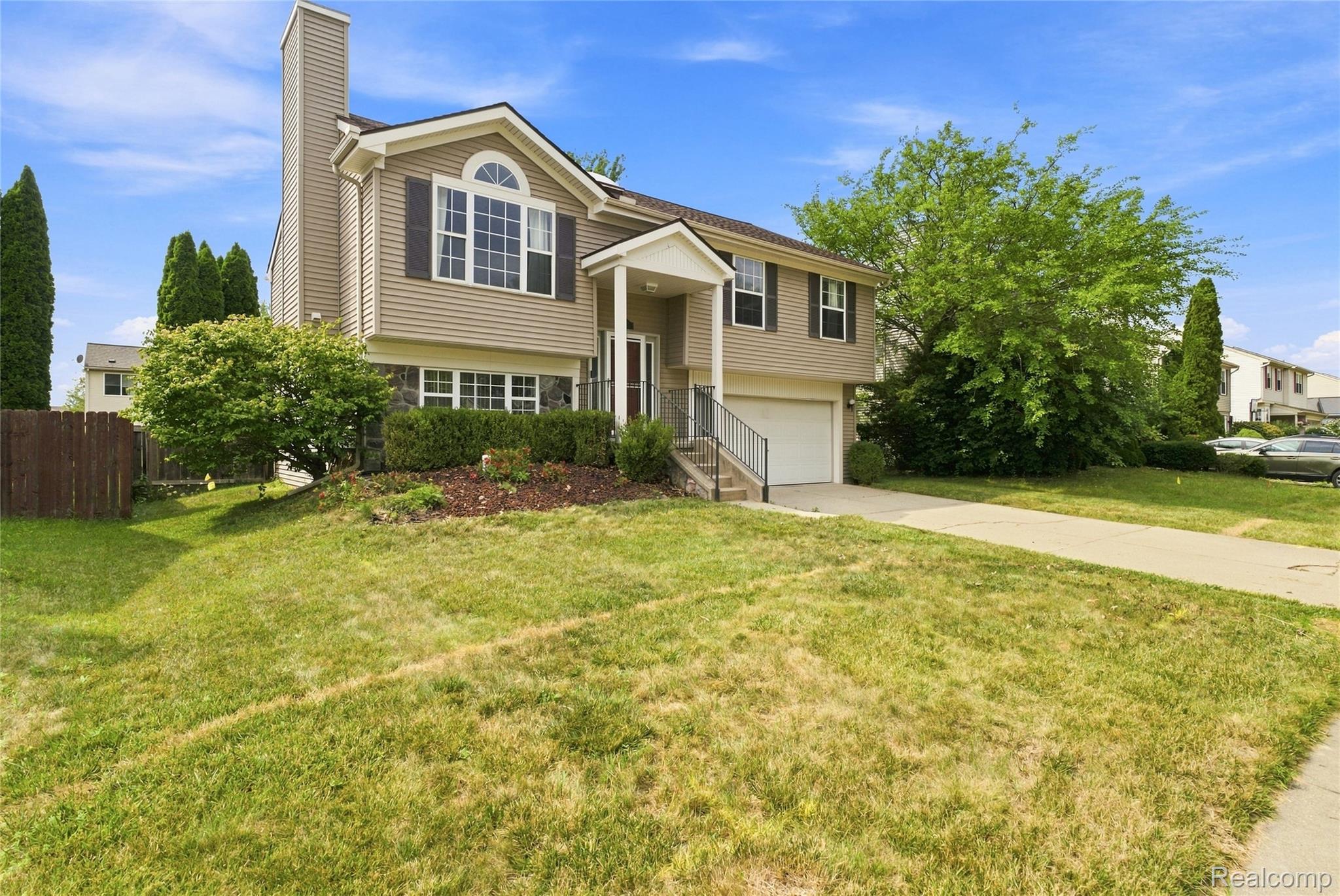 7190 Hogan Drive Property Photo 1