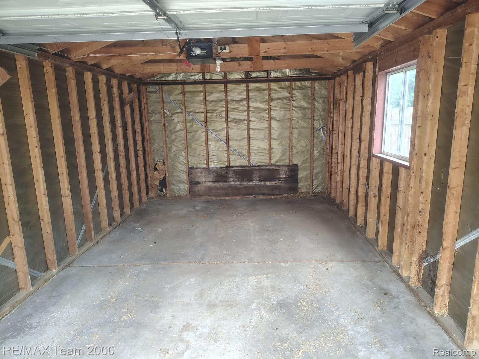5200 S Martindale Street Property Photo 6