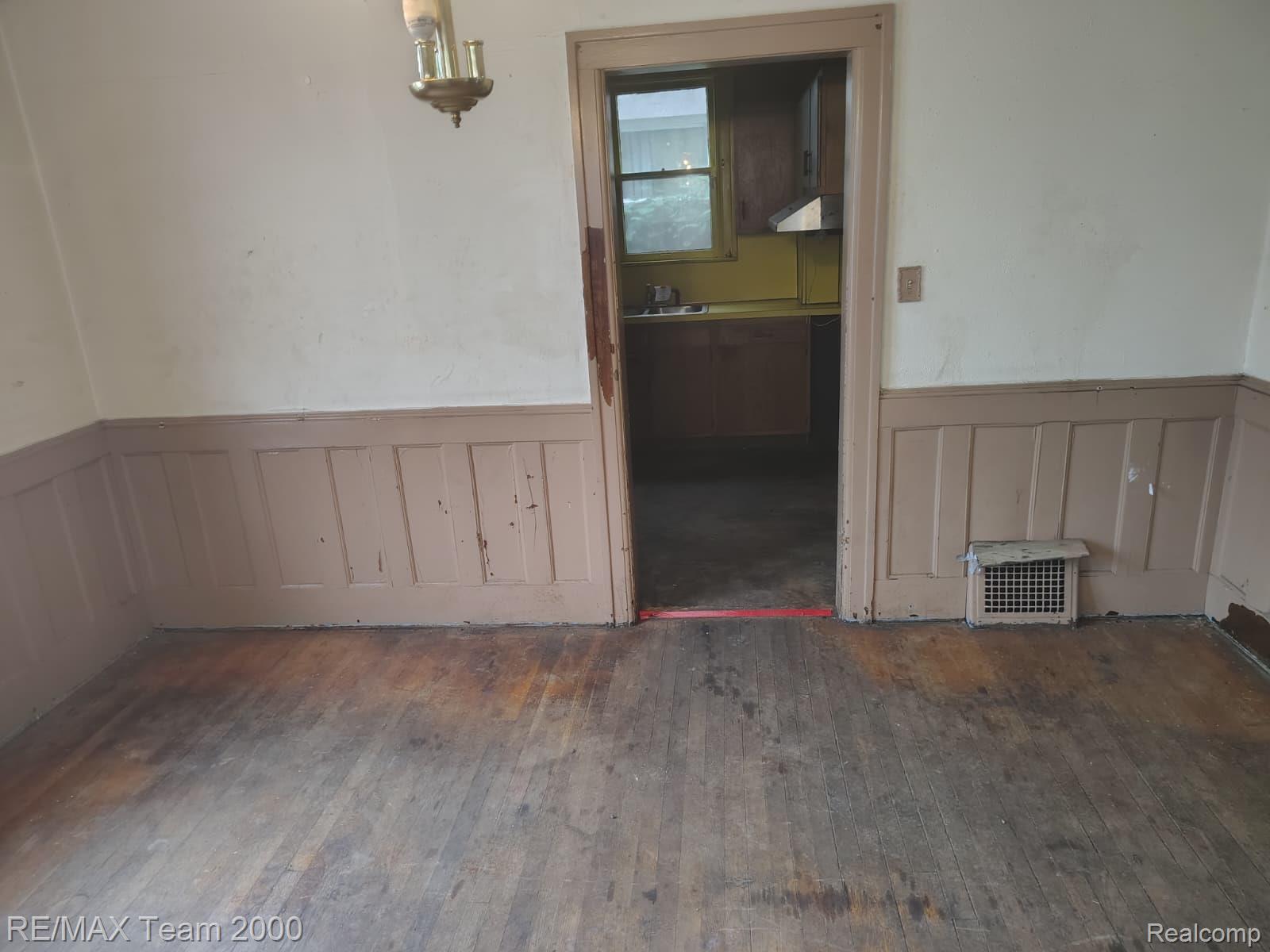 5200 S Martindale Street Property Photo 12