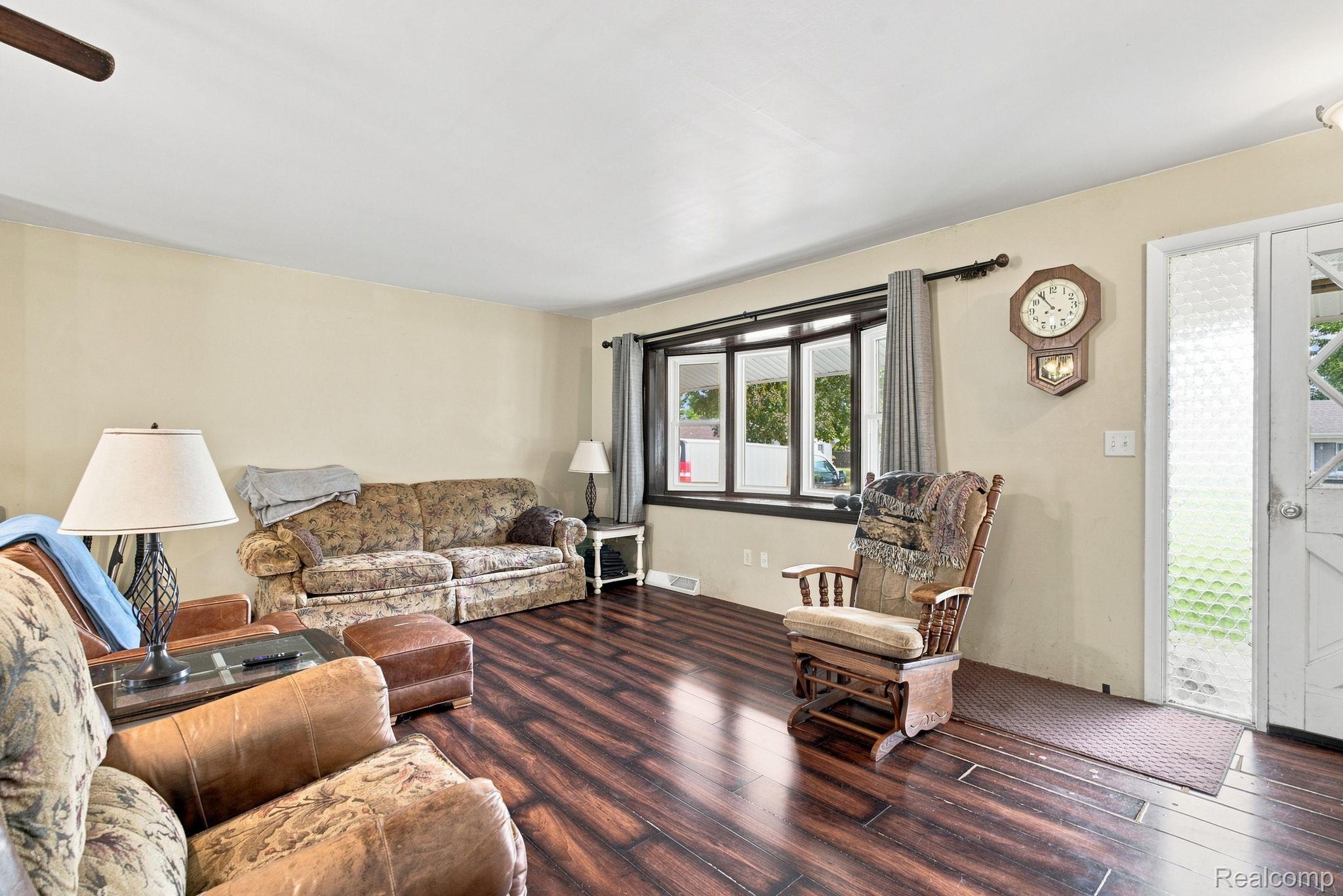 116 Clark Street Property Photo 7