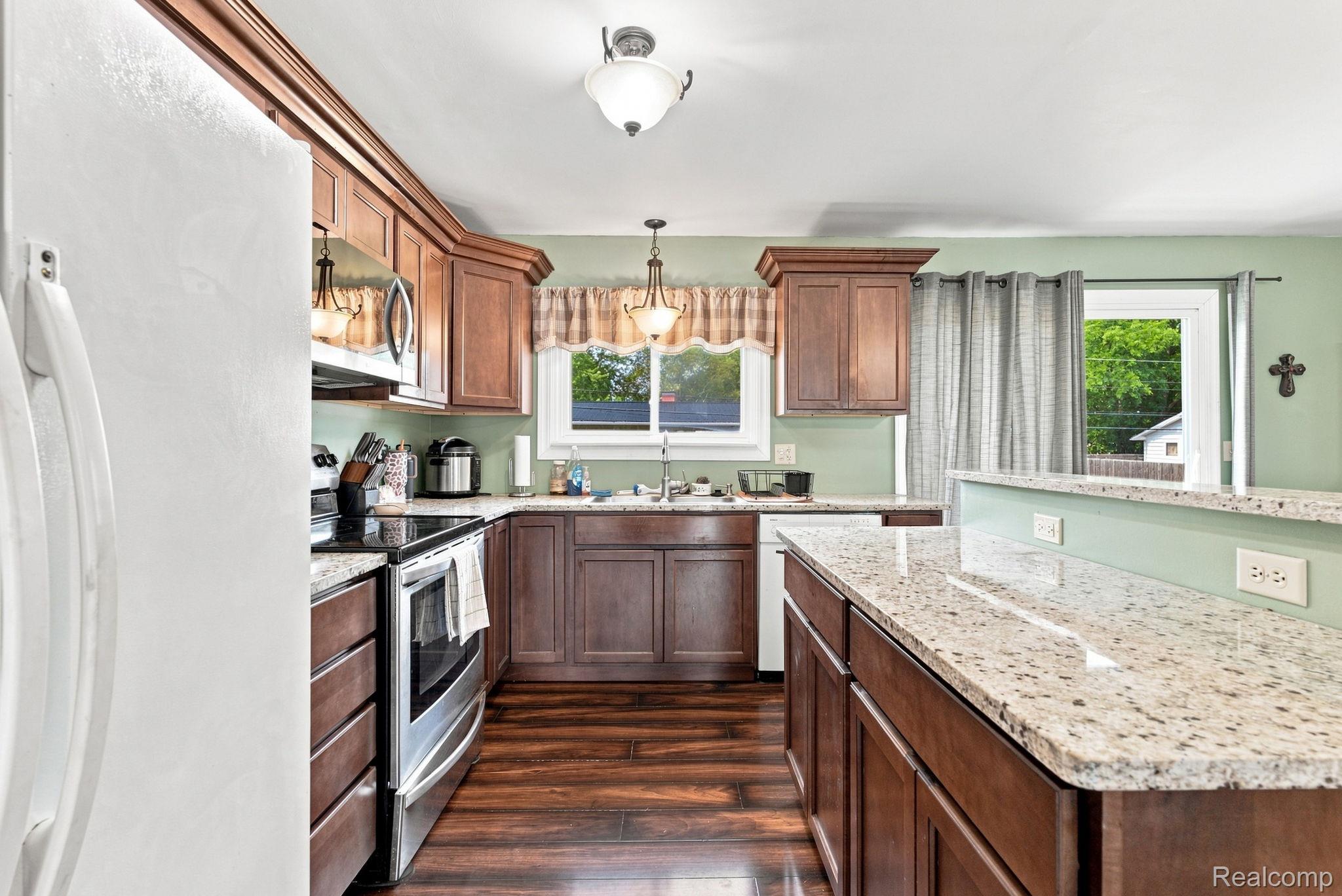 116 Clark Street Property Photo 12