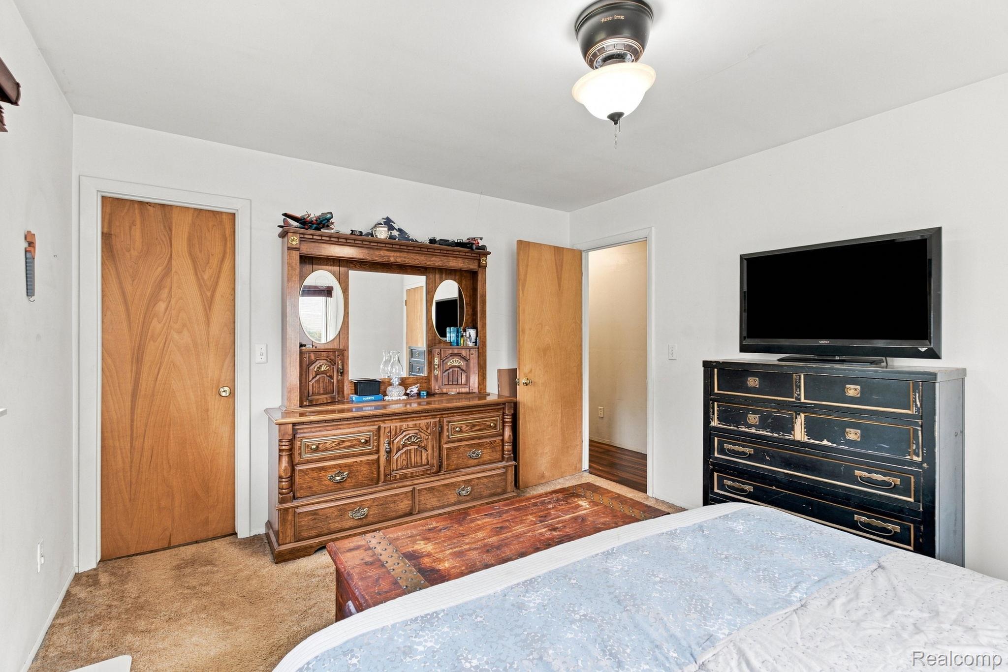 116 Clark Street Property Photo 17