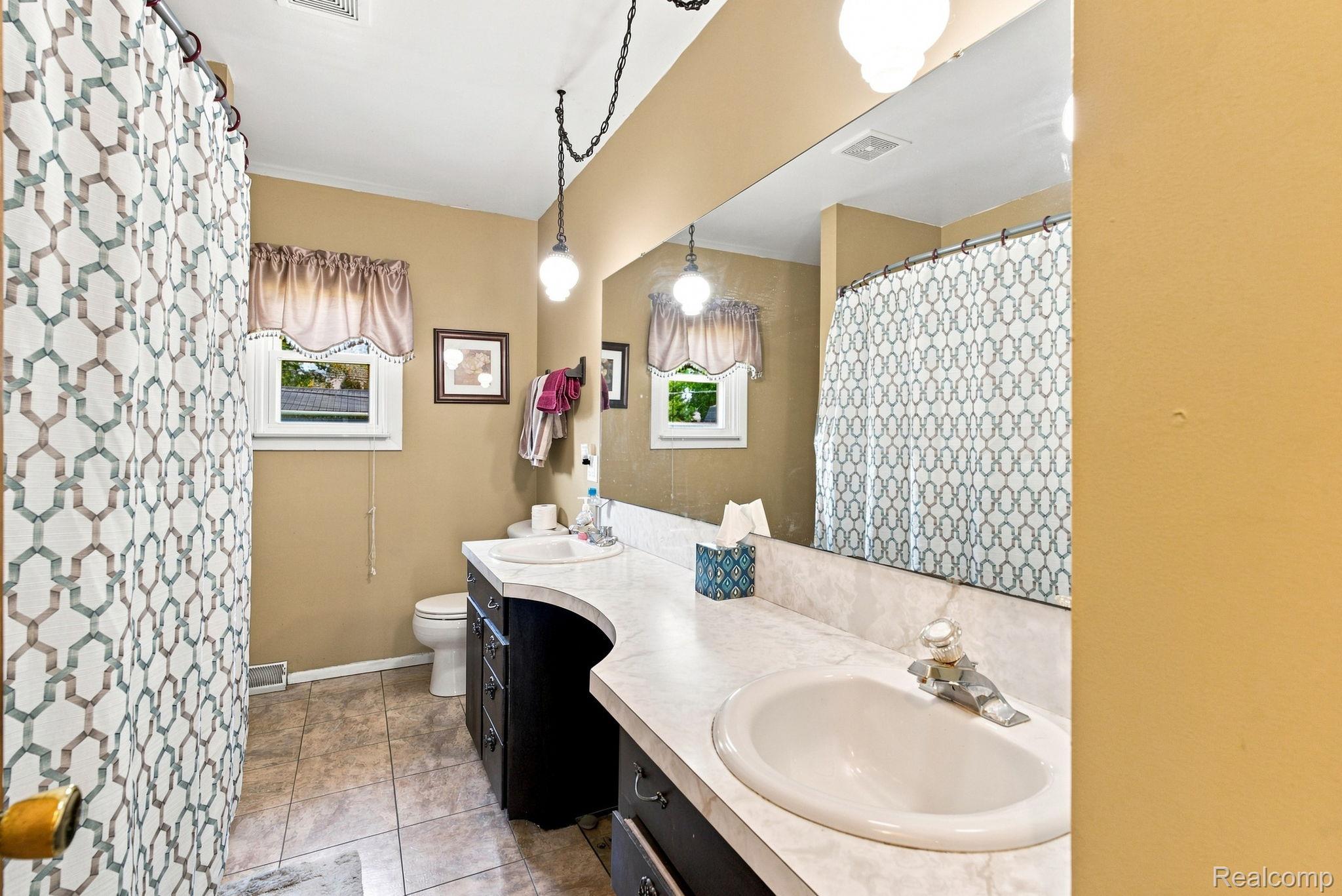 116 Clark Street Property Photo 22