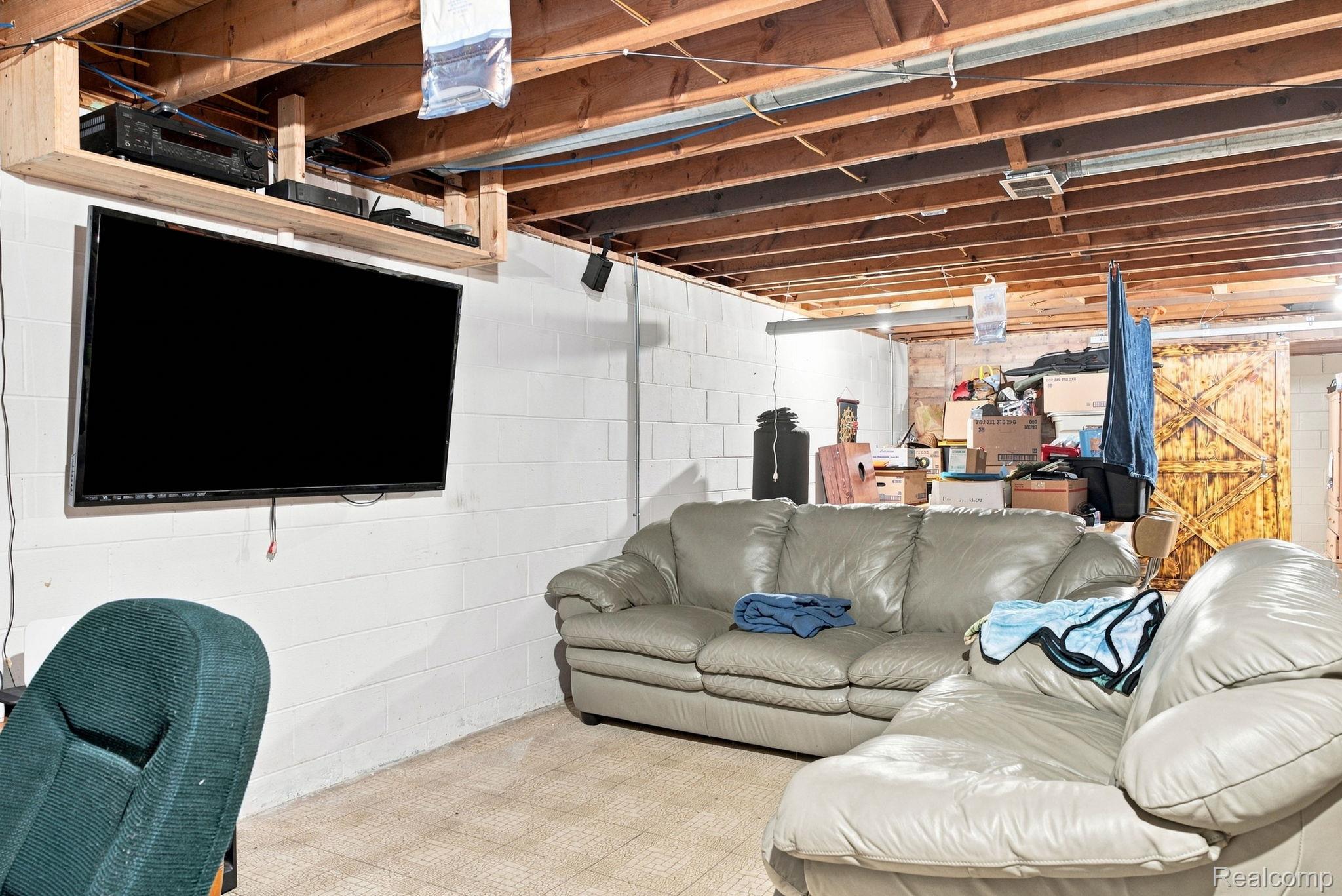 116 Clark Street Property Photo 23