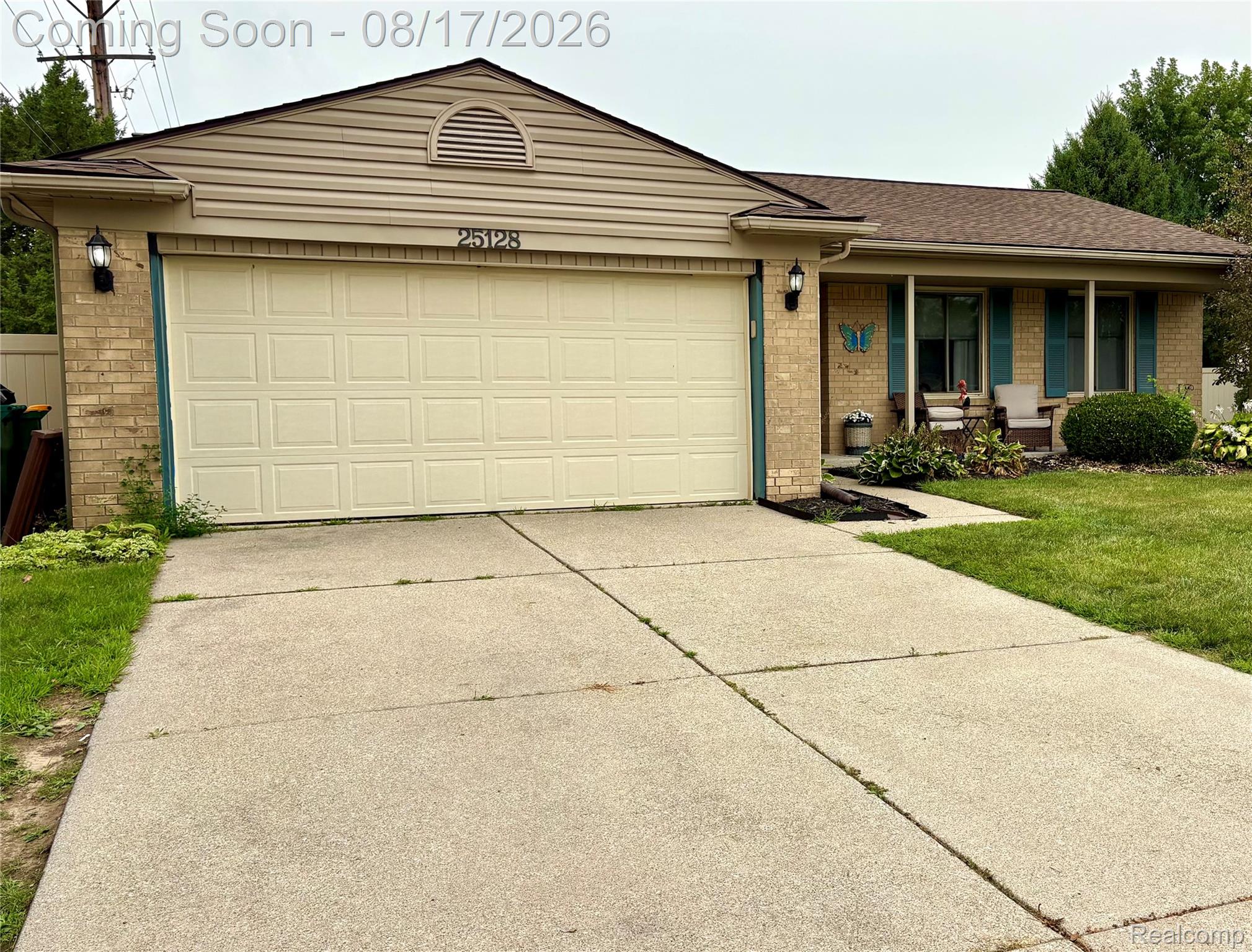 25128 Blanche Court Property Photo 2