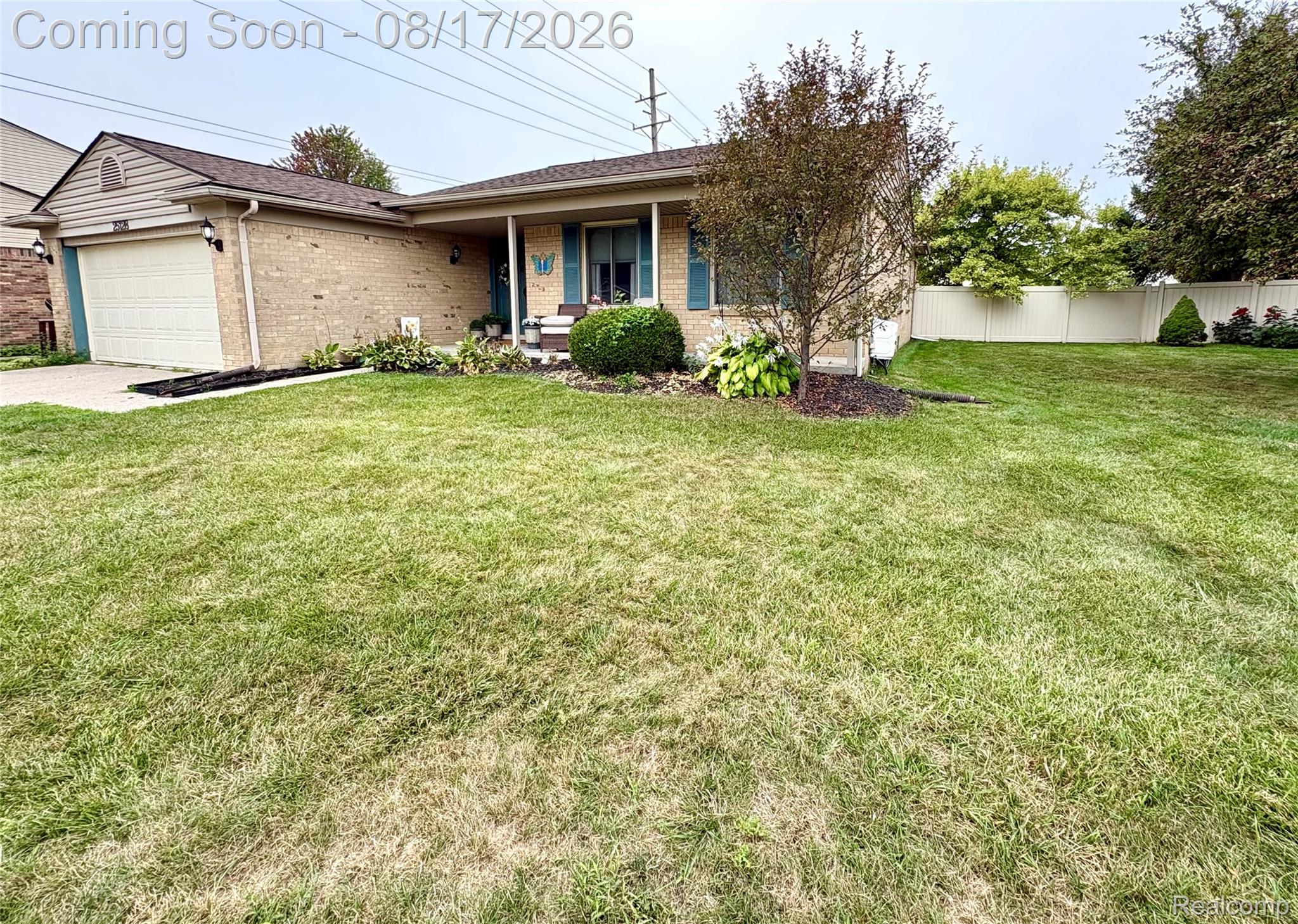 25128 Blanche Court Property Photo 3