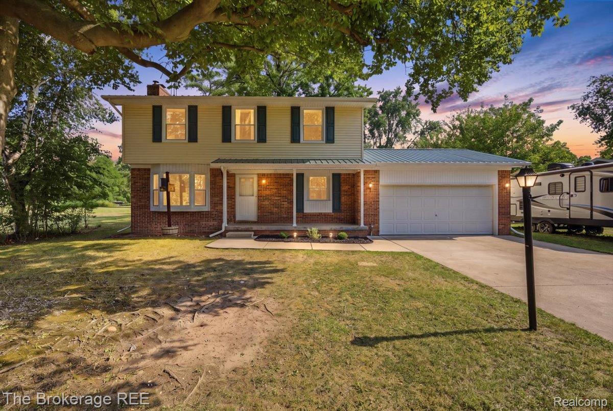 7112 Popplewood Drive Property Photo 1