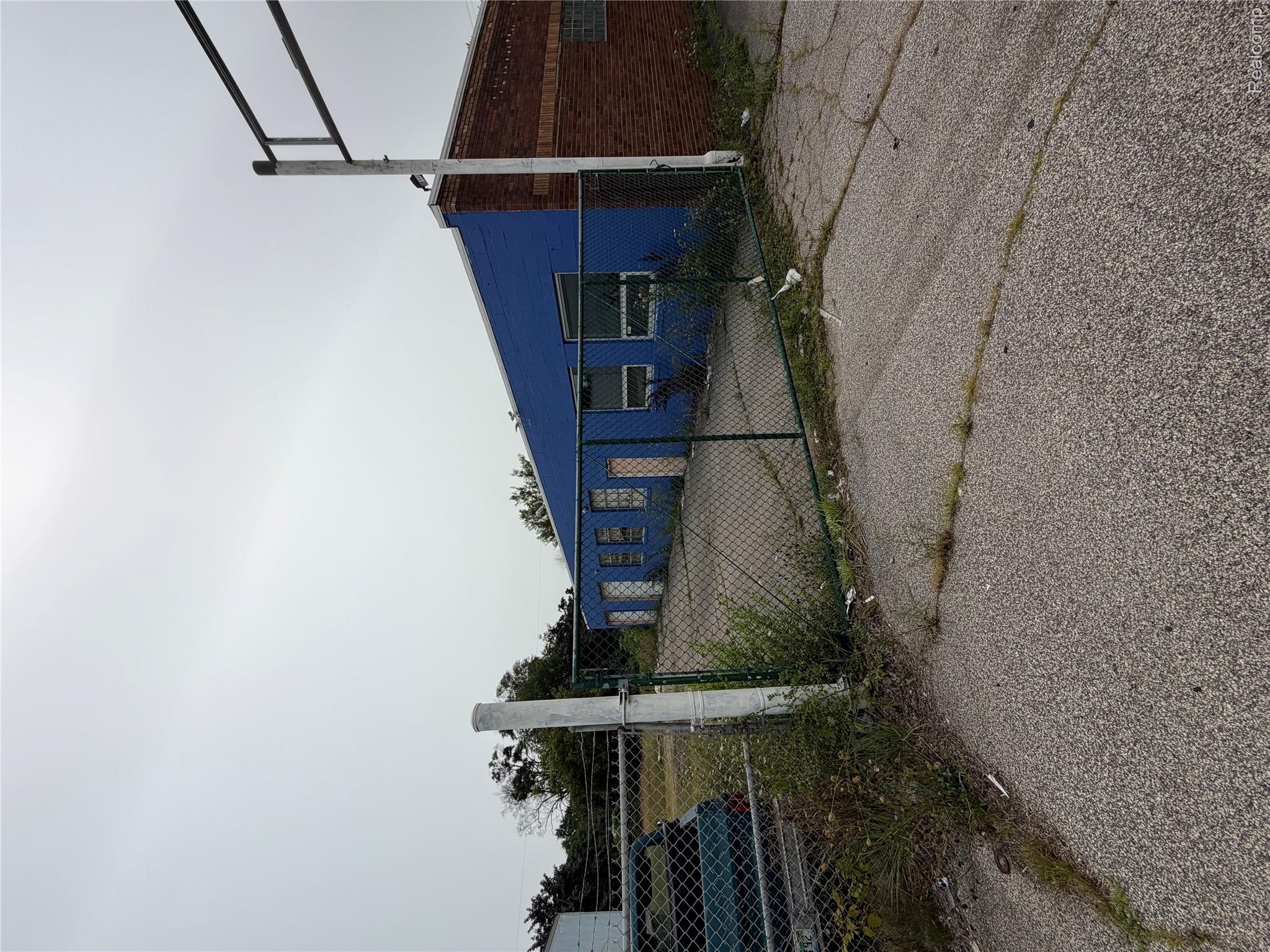 2602 Leith Street Property Photo 13