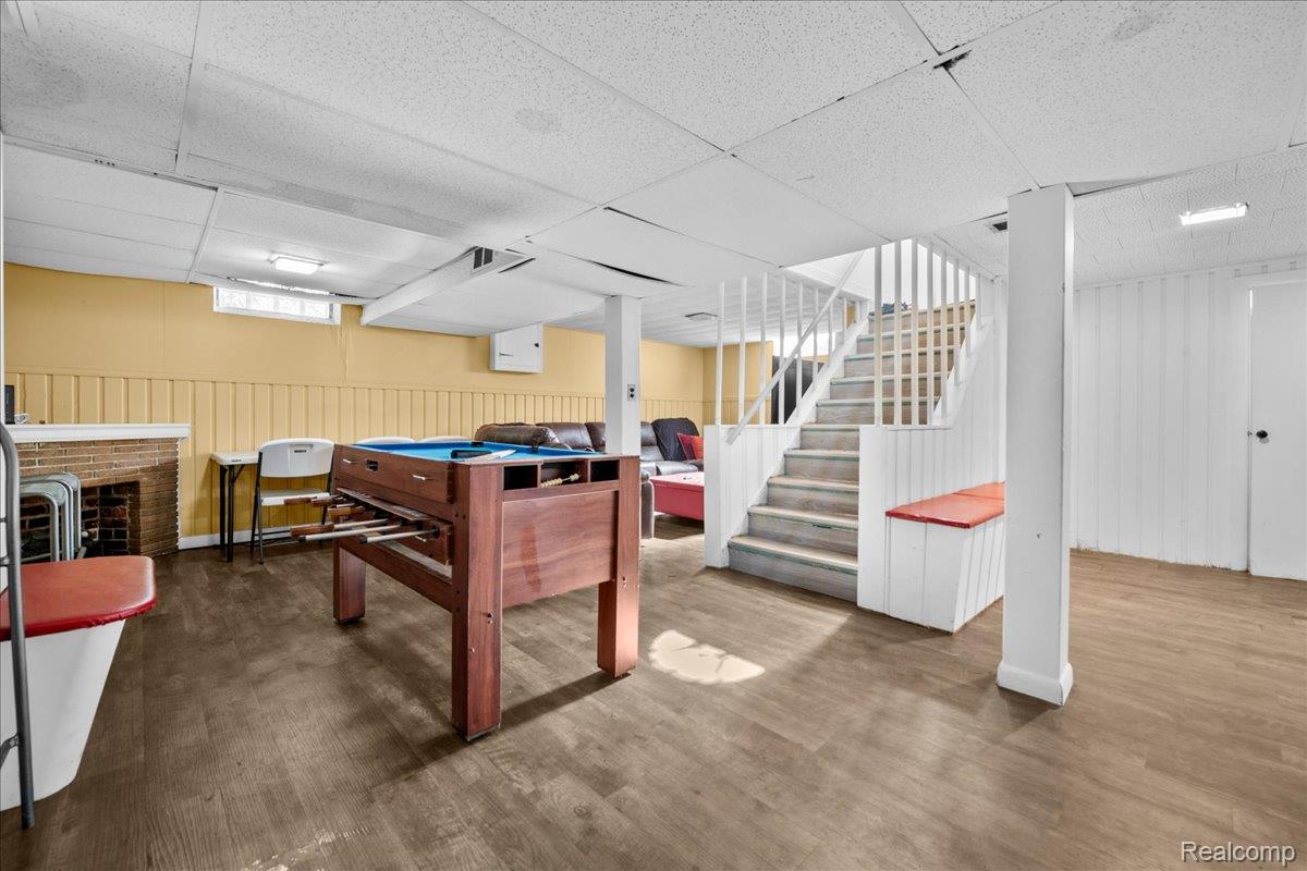 21365 Newcastle Road Property Photo 24
