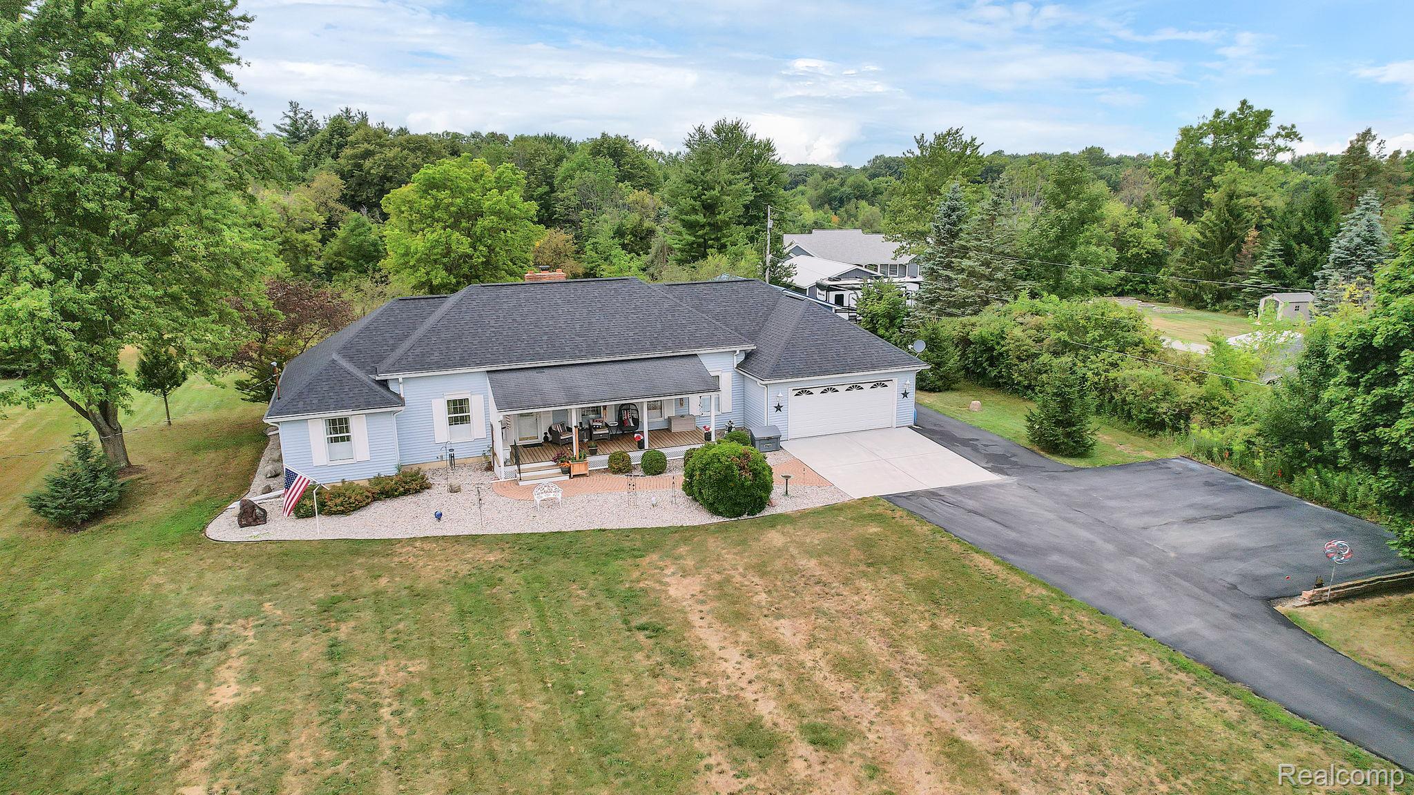 6070 Atlas Road Property Photo 1