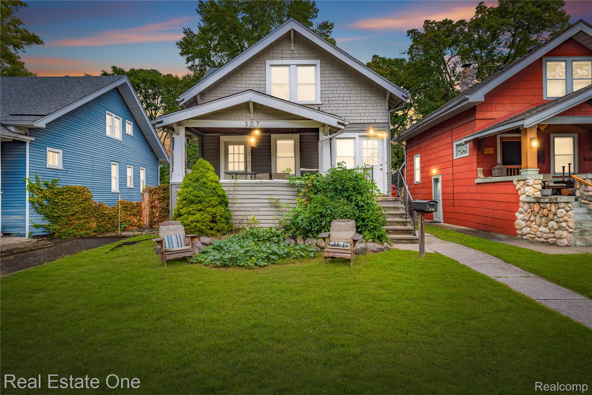 307 S Laurel Street Property Photo 1
