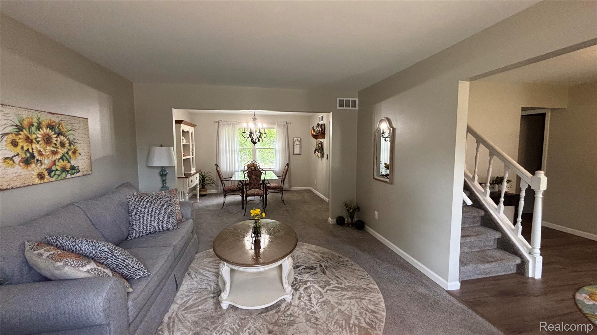 44783 Lake Crest Drive Property Photo 6