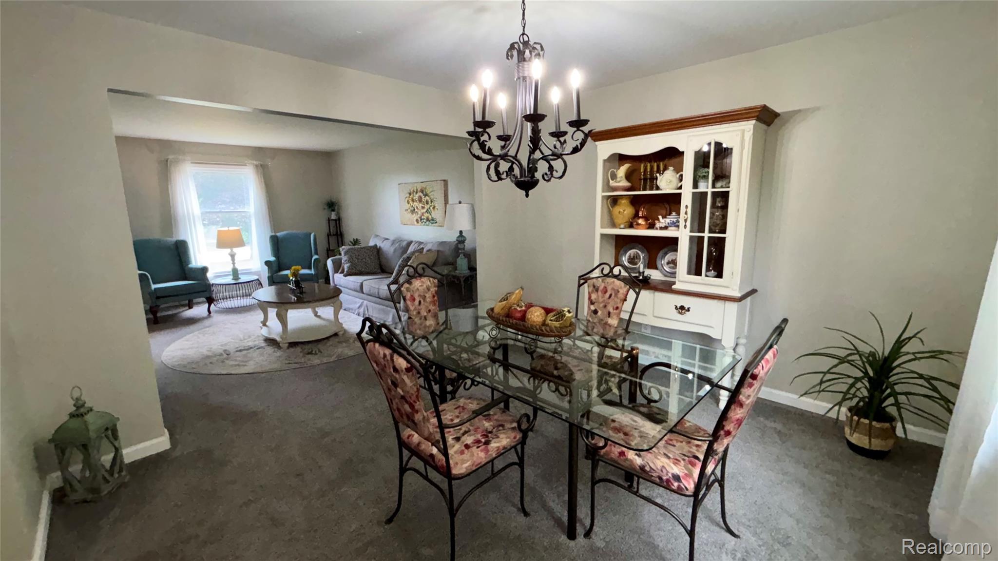 44783 Lake Crest Drive Property Photo 7