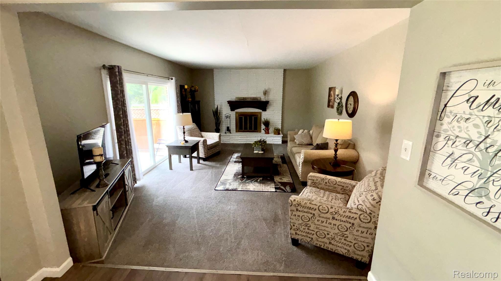 44783 Lake Crest Drive Property Photo 10