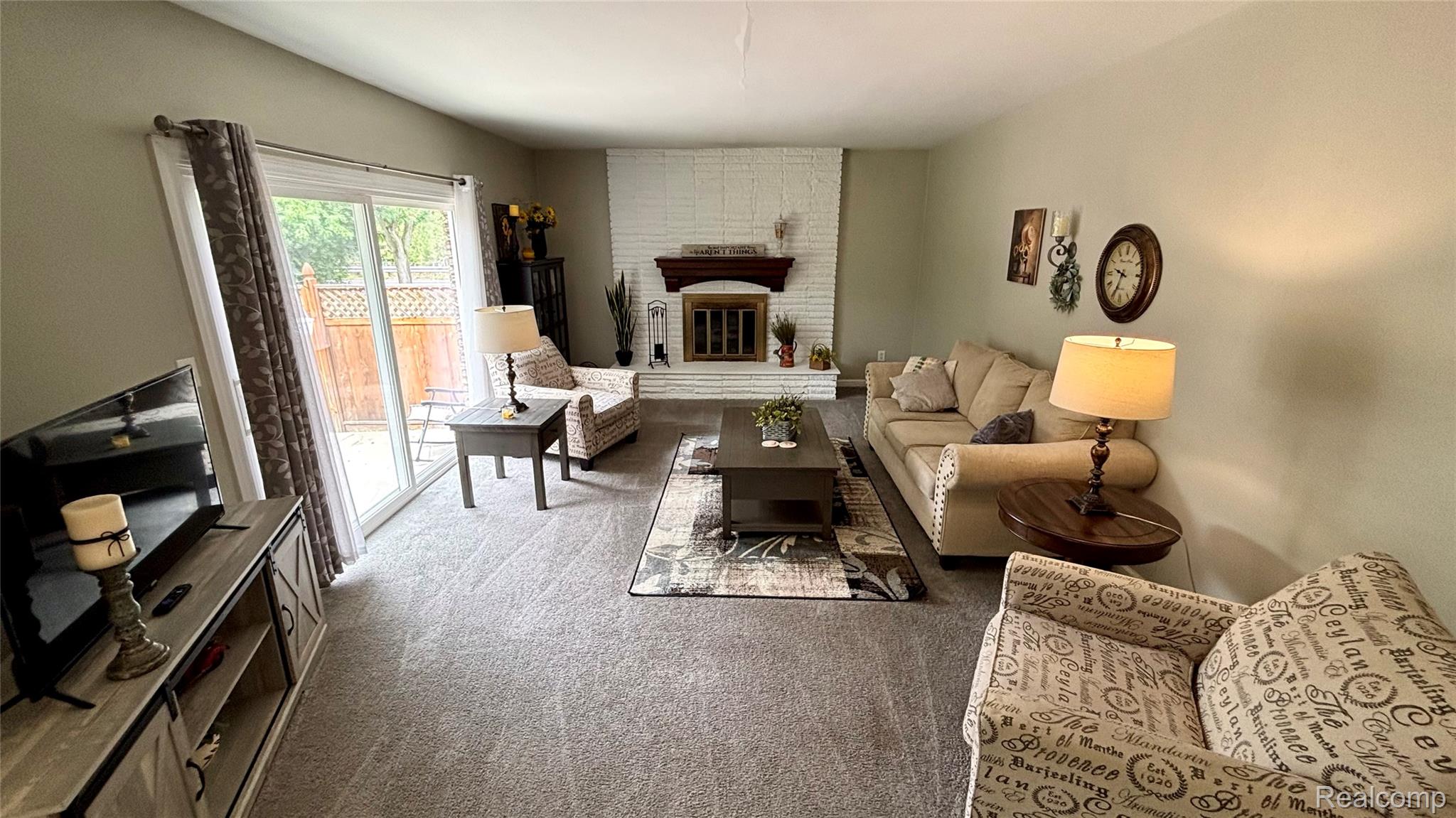 44783 Lake Crest Drive Property Photo 11
