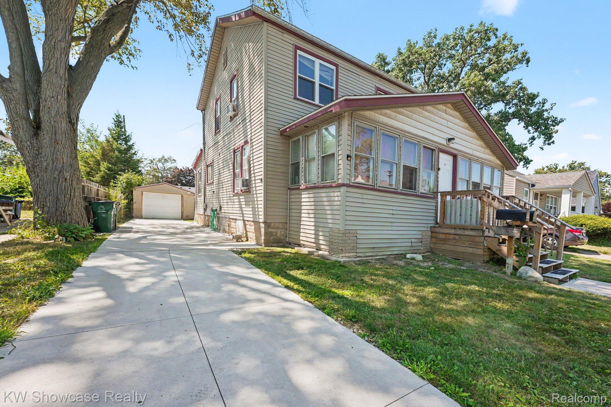3021 Goodrich Street Property Photo 1