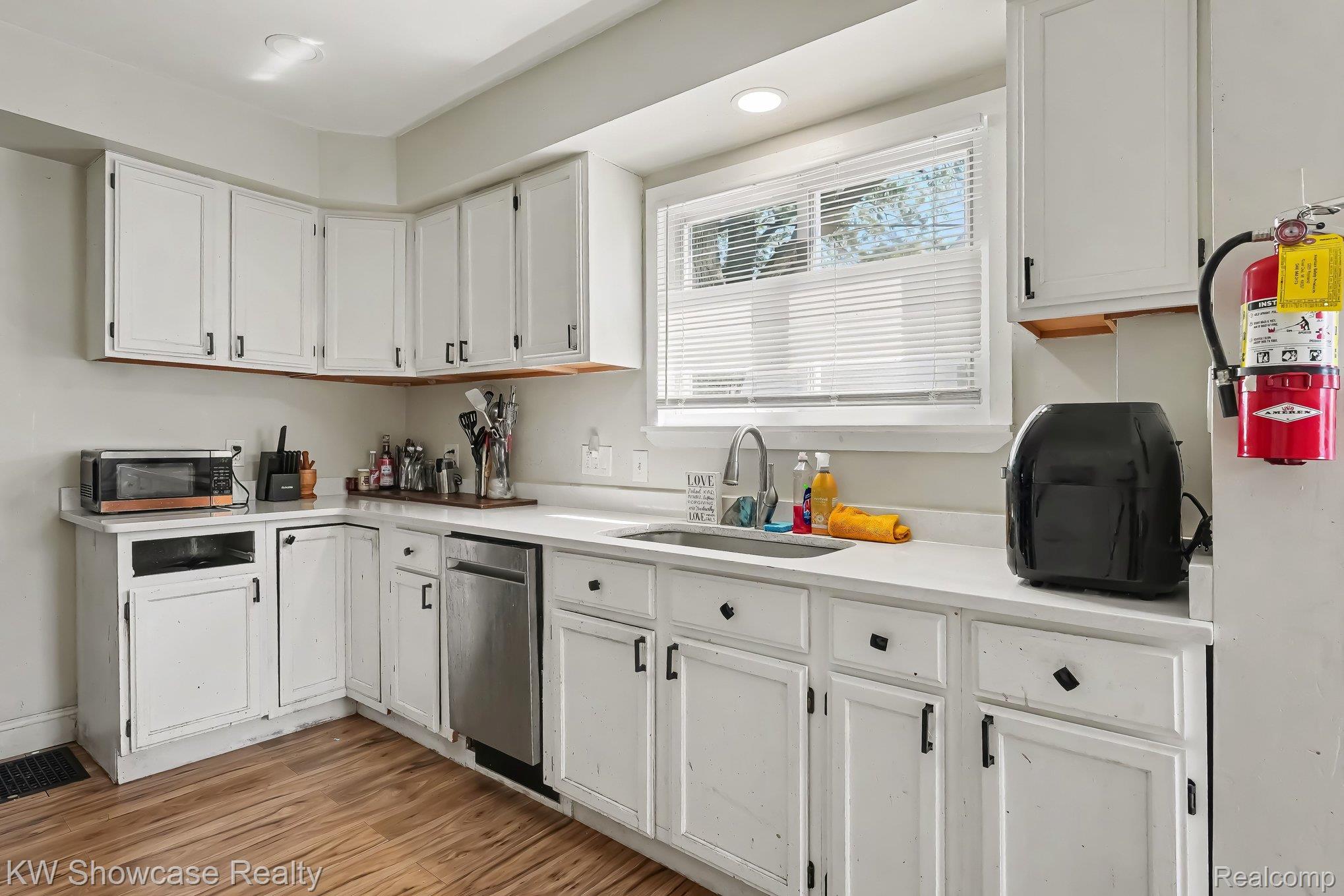 3021 Goodrich Street Property Photo 19