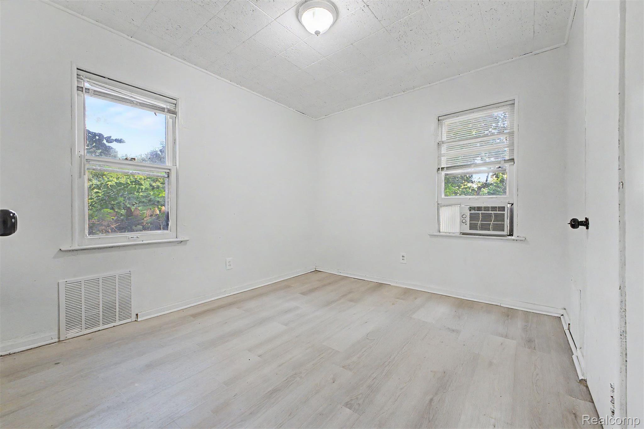 7434 Clayburn Street Property Photo 14